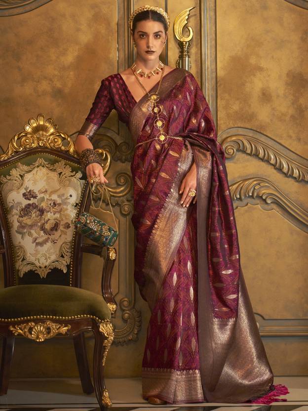 Maroon Classic Banarasi Silk Blend Saree – Perfect for Weddings & Festive Occasions