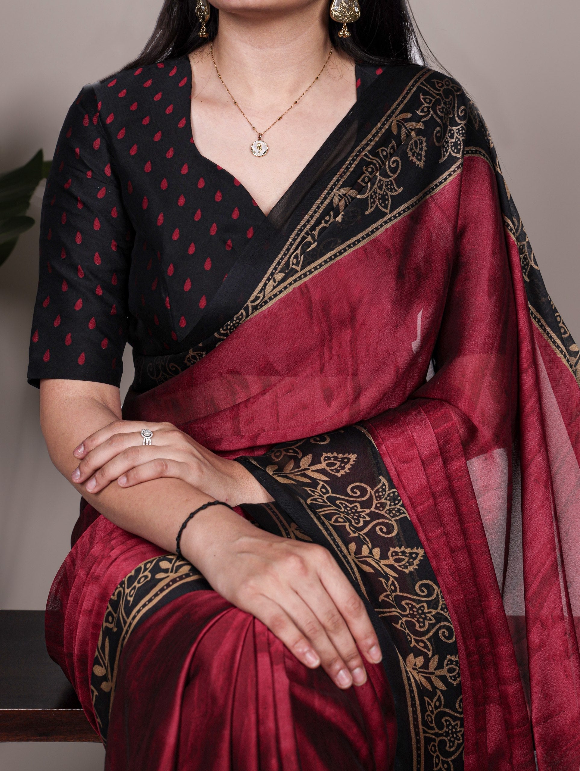 Maroon Elegant Rangoli Silk Printed Saree with Matching Unstitched Blouse – Lightweight & Stylish Daily/Festive Wear