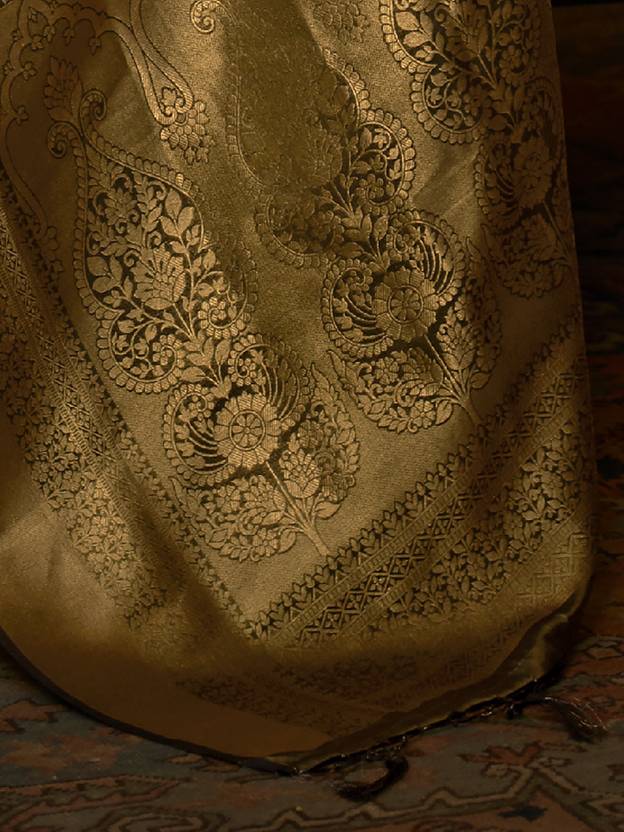 Mehendi Elegant Kanjivaram Kanchipuram Silk Saree Traditional Grace