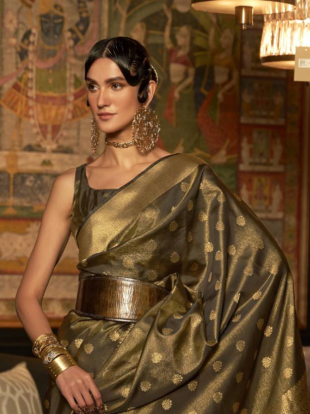 Mehendi Elegant Kanjivaram Kanchipuram Silk Saree Traditional Grace