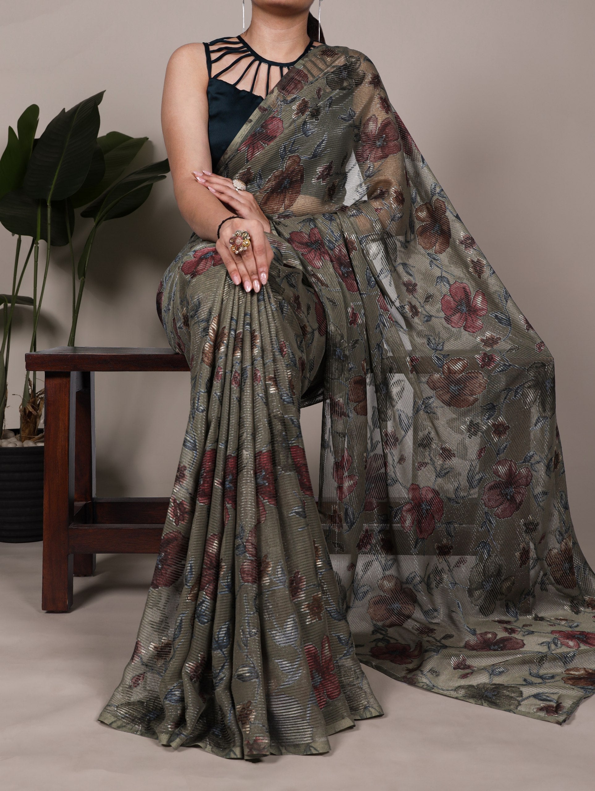 Mehendi Elegant Lurex Brasso Saree with Floral Viscose Brasso Work & Silk Blouse Piece