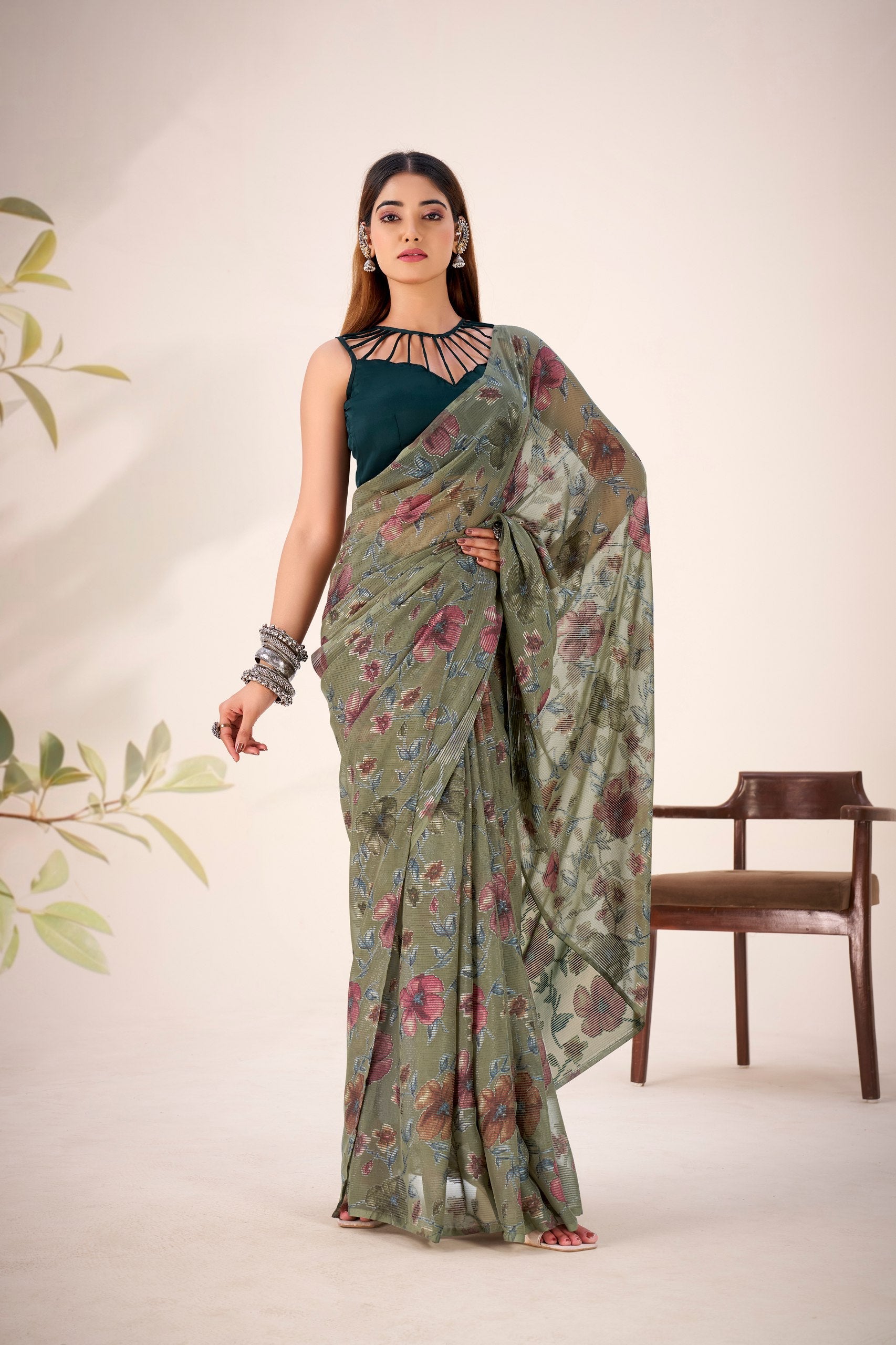 Mehendi Elegant Lurex Brasso Saree with Floral Viscose Brasso Work & Silk Blouse Piece