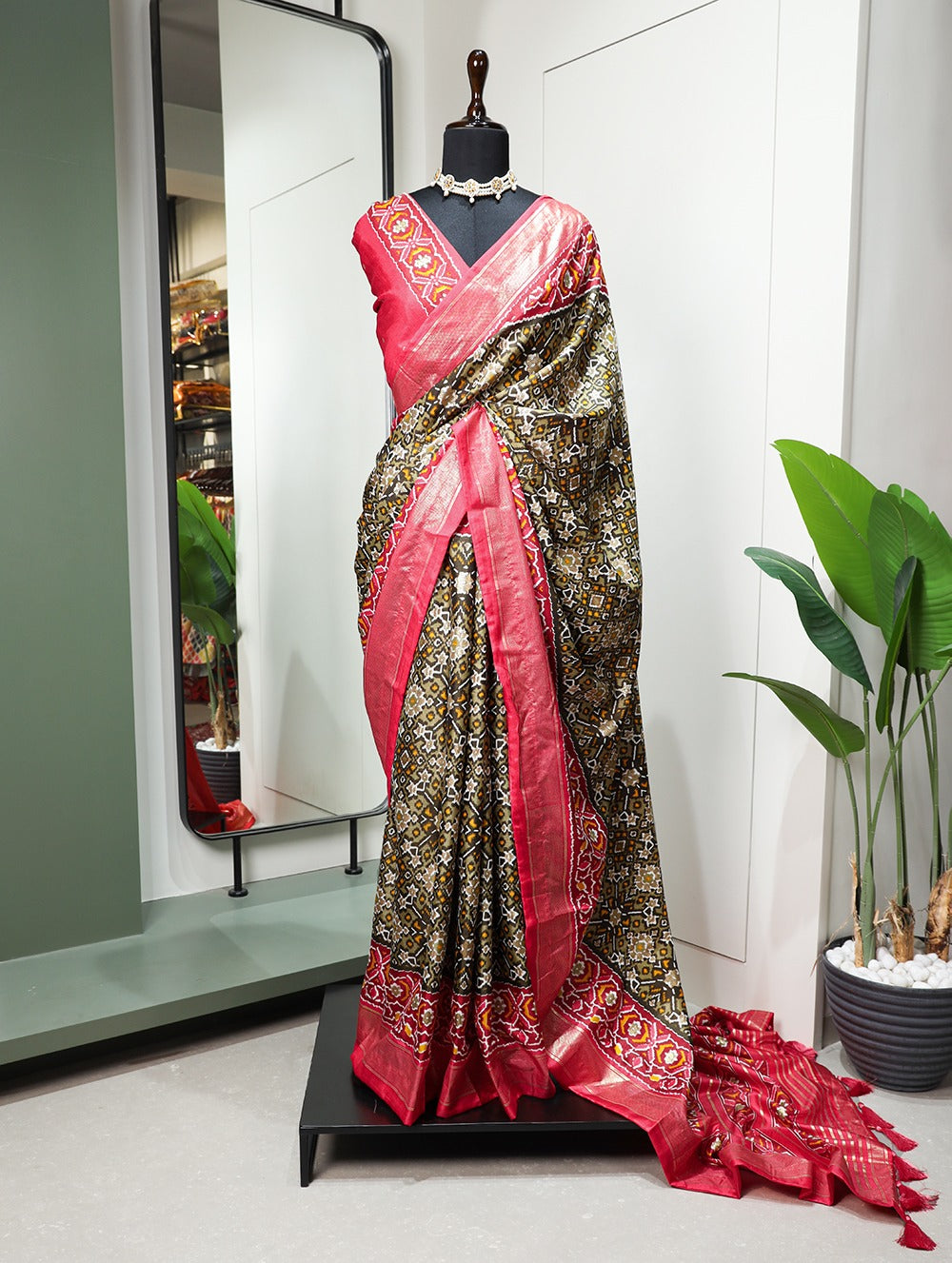 Mehndi Color Patola Printed Dola Silk Saree