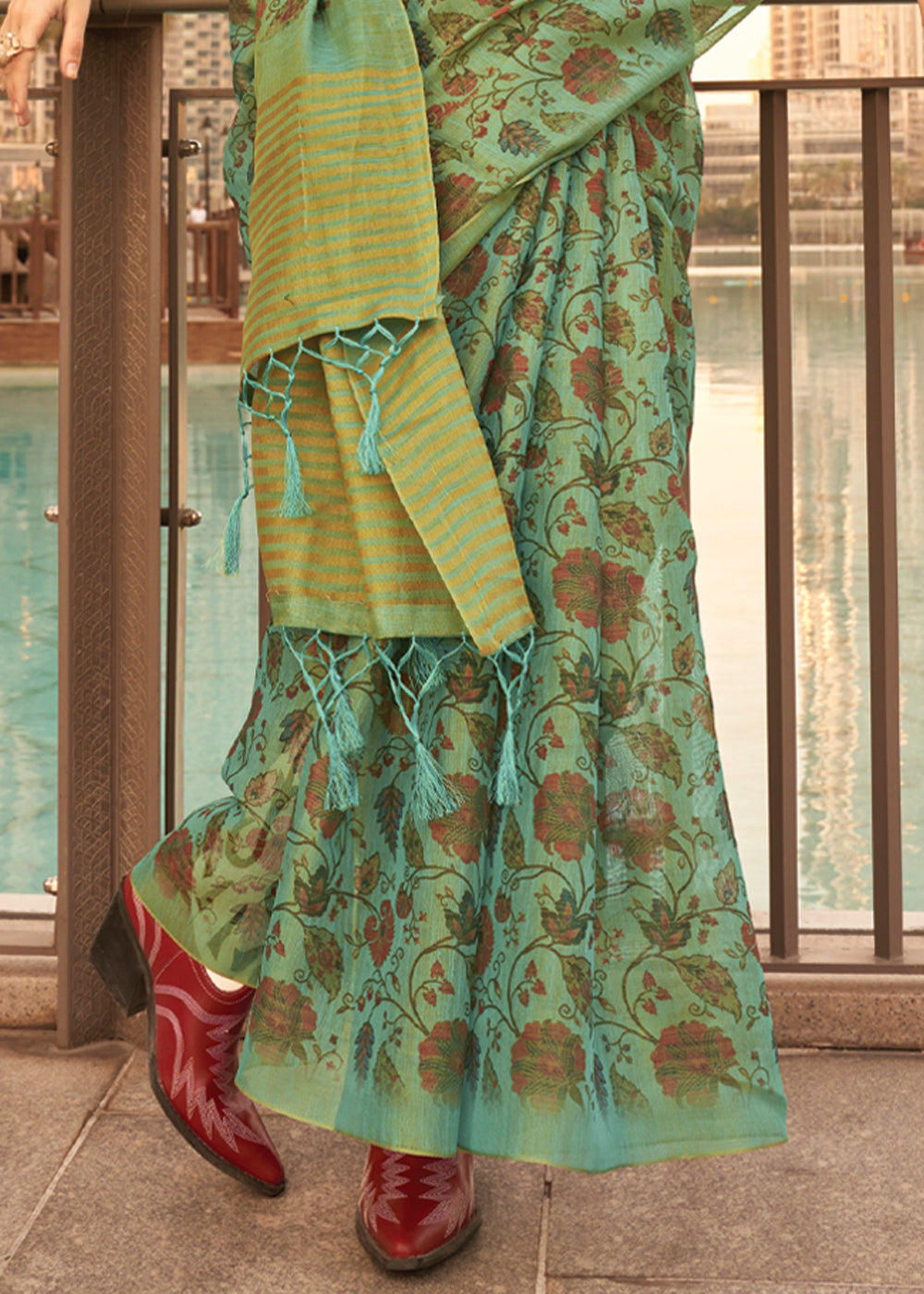 Mint Green Exquisite Blended Tissue Silk Saree with Blouse Piece