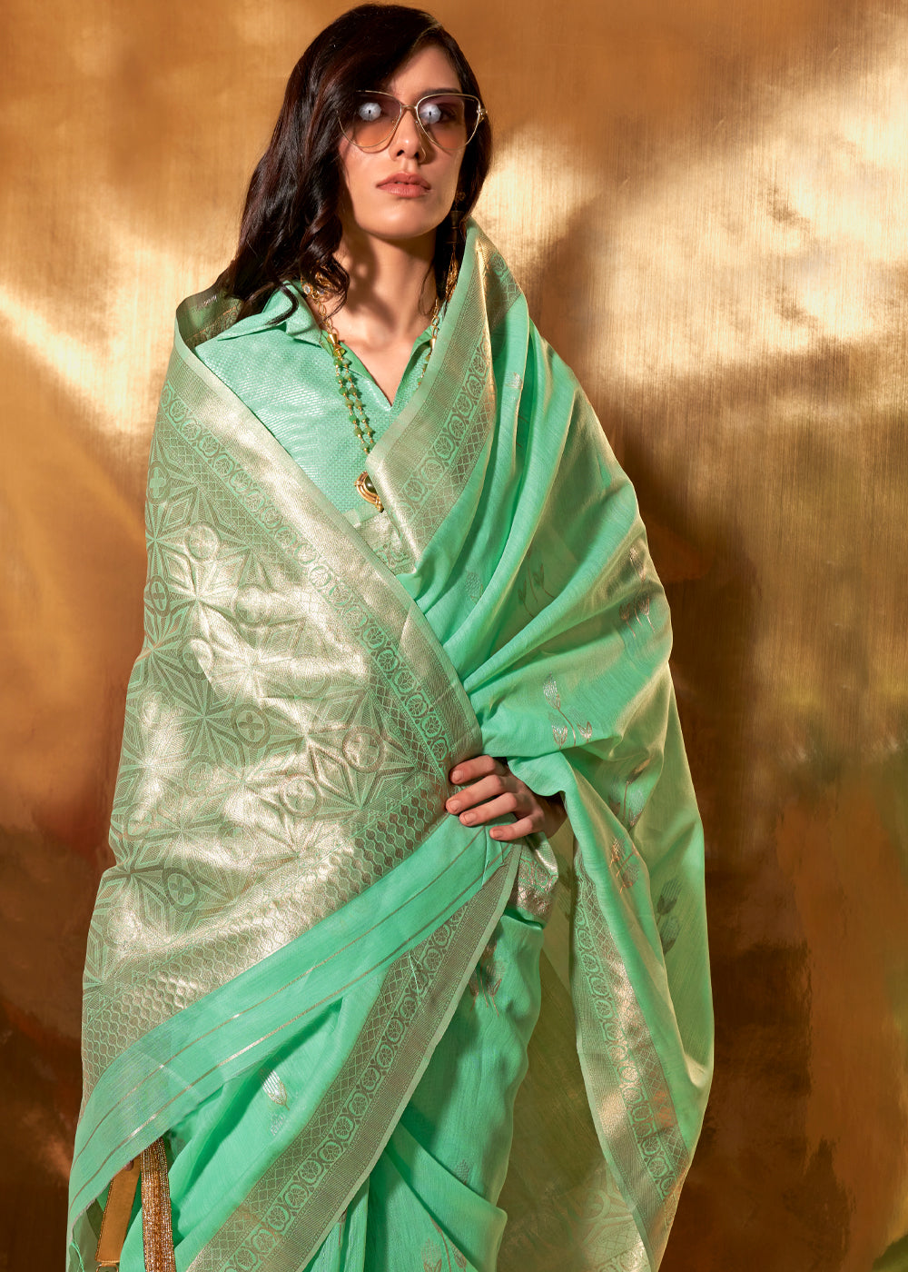 Mint Green Royal Banarasi Silk Saree with Contrast Border & Designer Pallu – Wedding Special