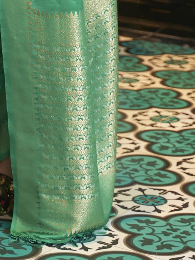 Mint Green Traditional Baluchari Silk Blend Saree with Unstitched Blouse Piece
