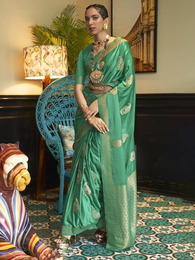 Mint Green Traditional Baluchari Silk Blend Saree with Unstitched Blouse Piece