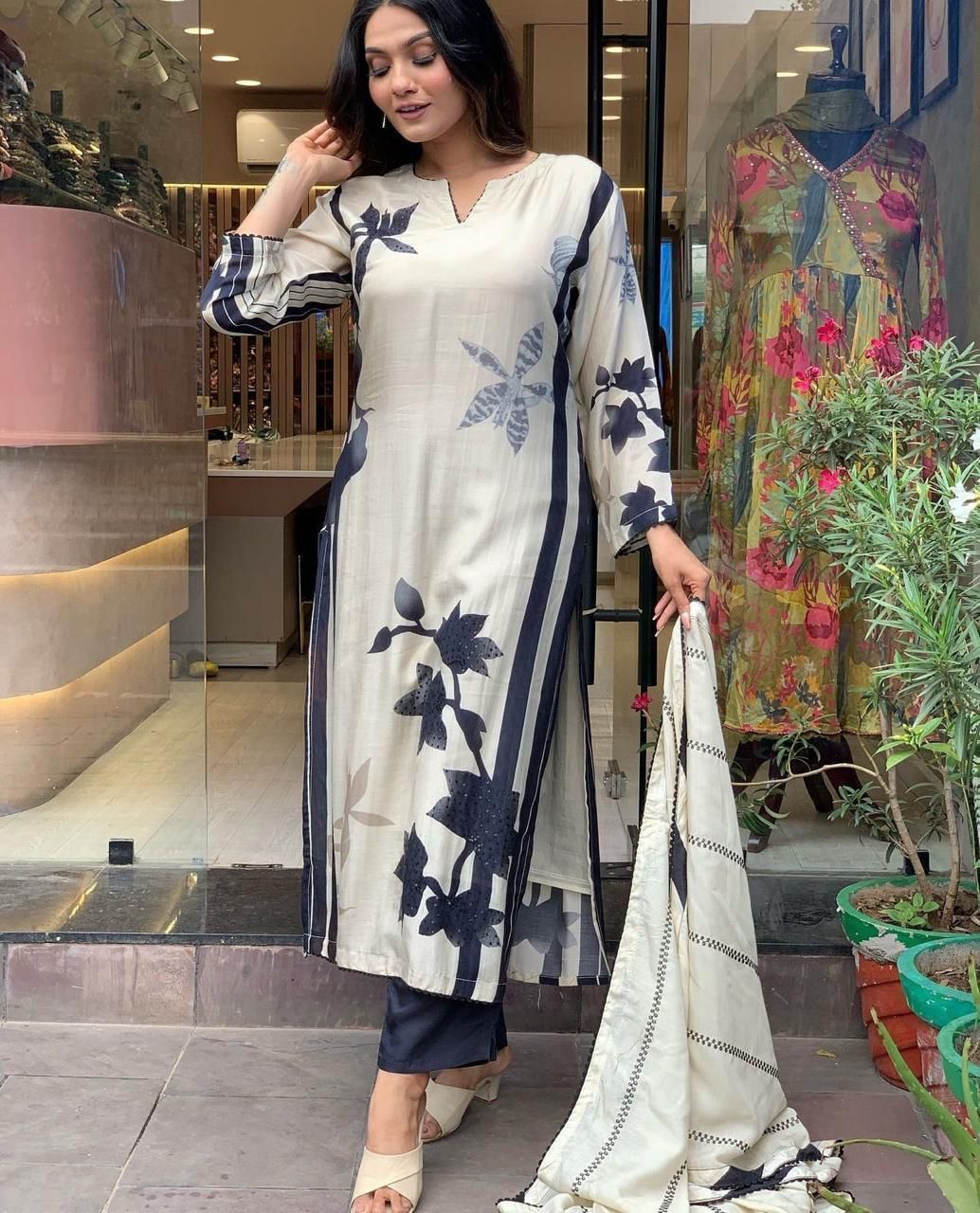 Muslin Suit Set with Floral Print & Lace Detailing, Pant & Dupatta