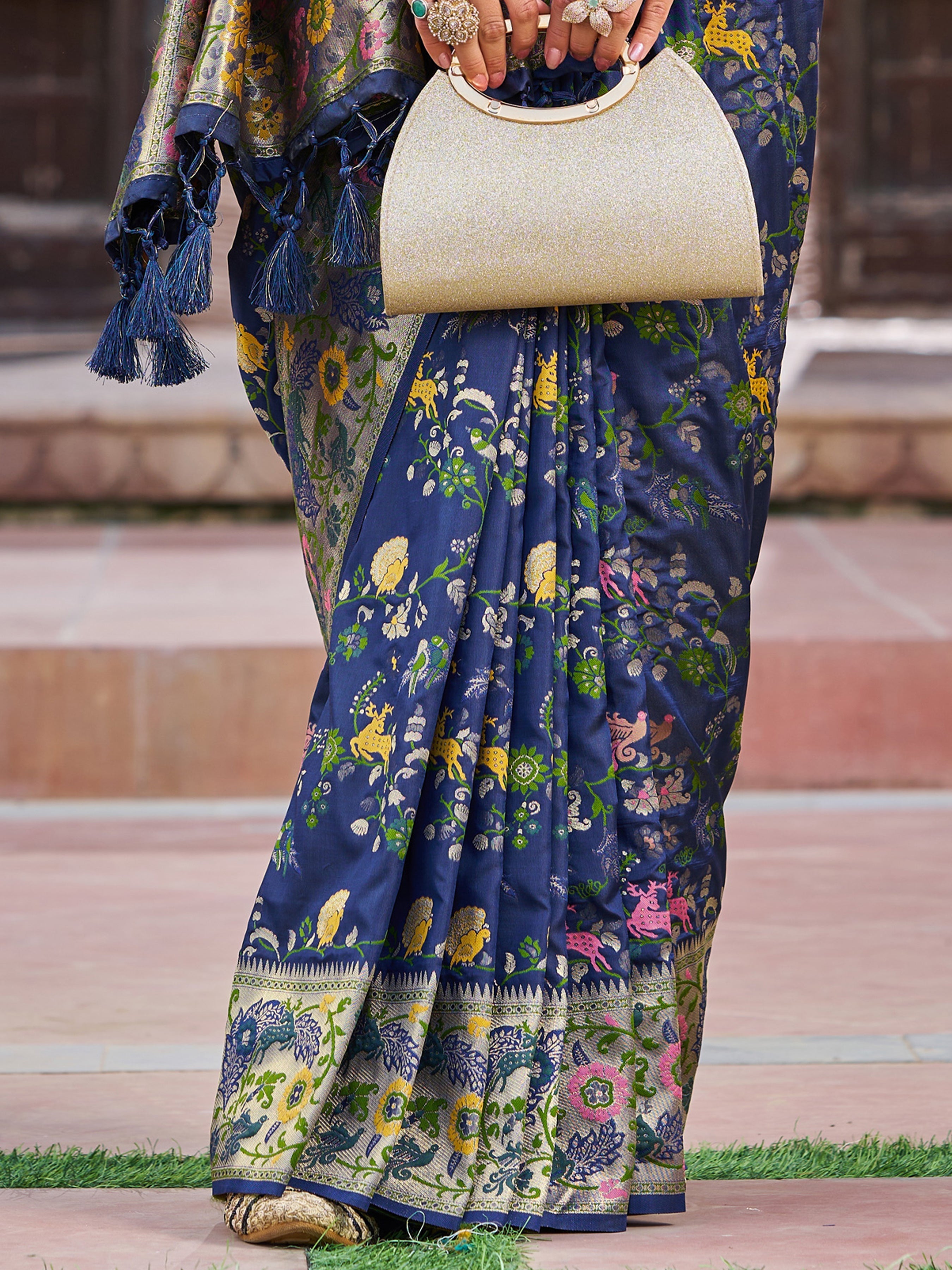 Navy Blue Exquisite Banarasi Jacquard Art Silk Saree with Matching Border Blouse – Perfect for Weddings