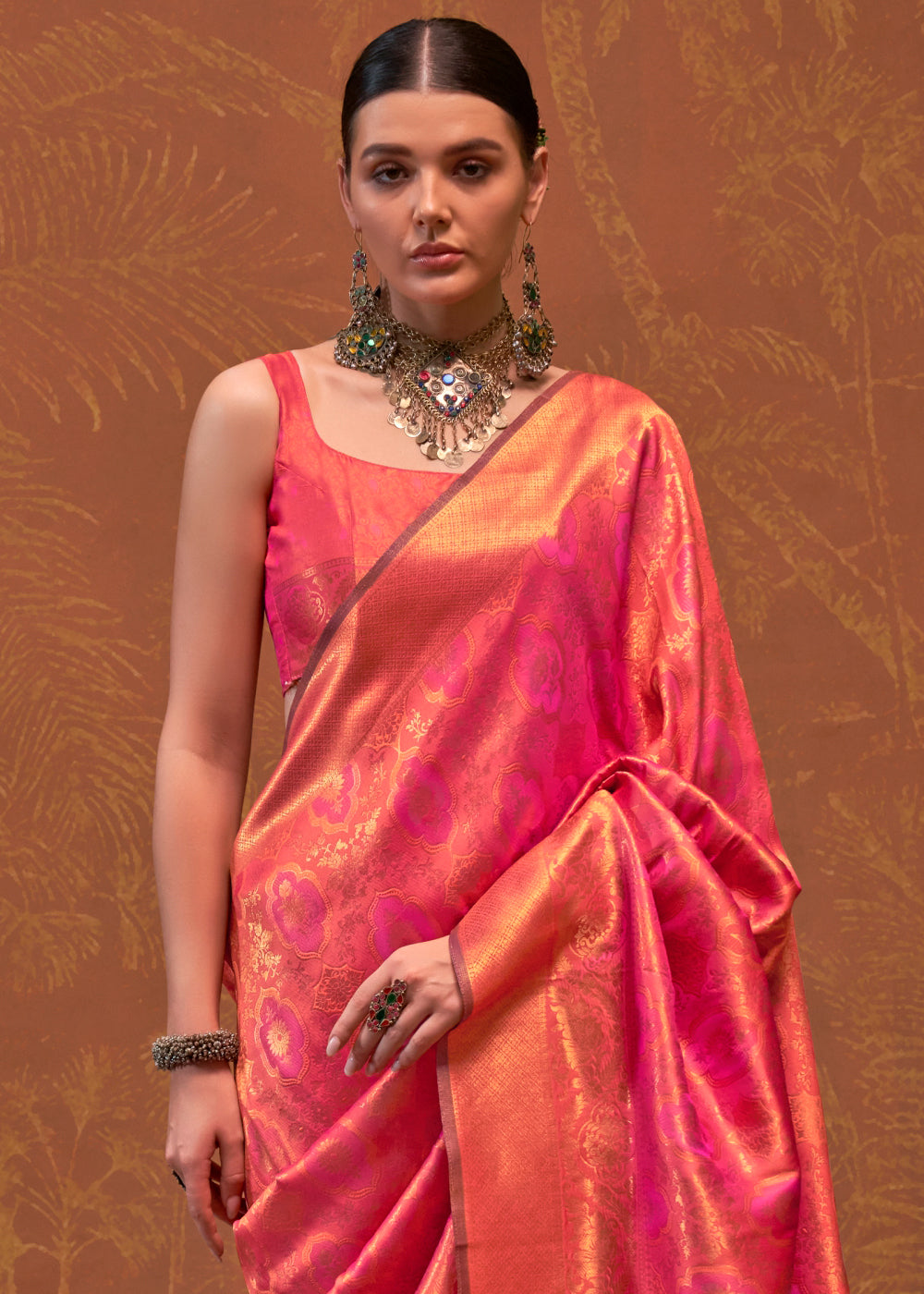 Peach Elegant Blended Silk Banarasi Saree with Blouse Piece – Timeless Traditional Charm