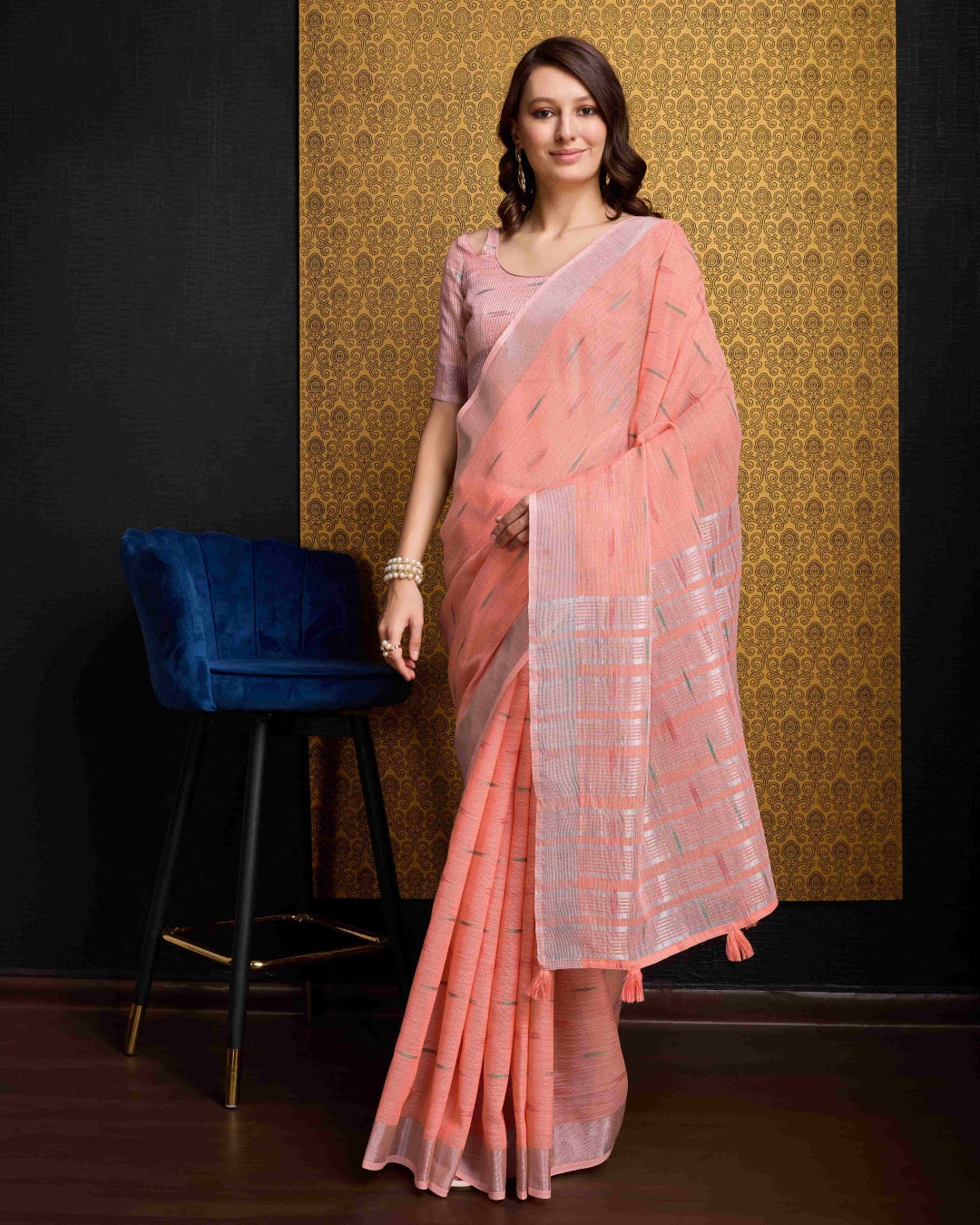 Peach Elegant & Gold-Toned Ikat Woven Saree with Zari Border