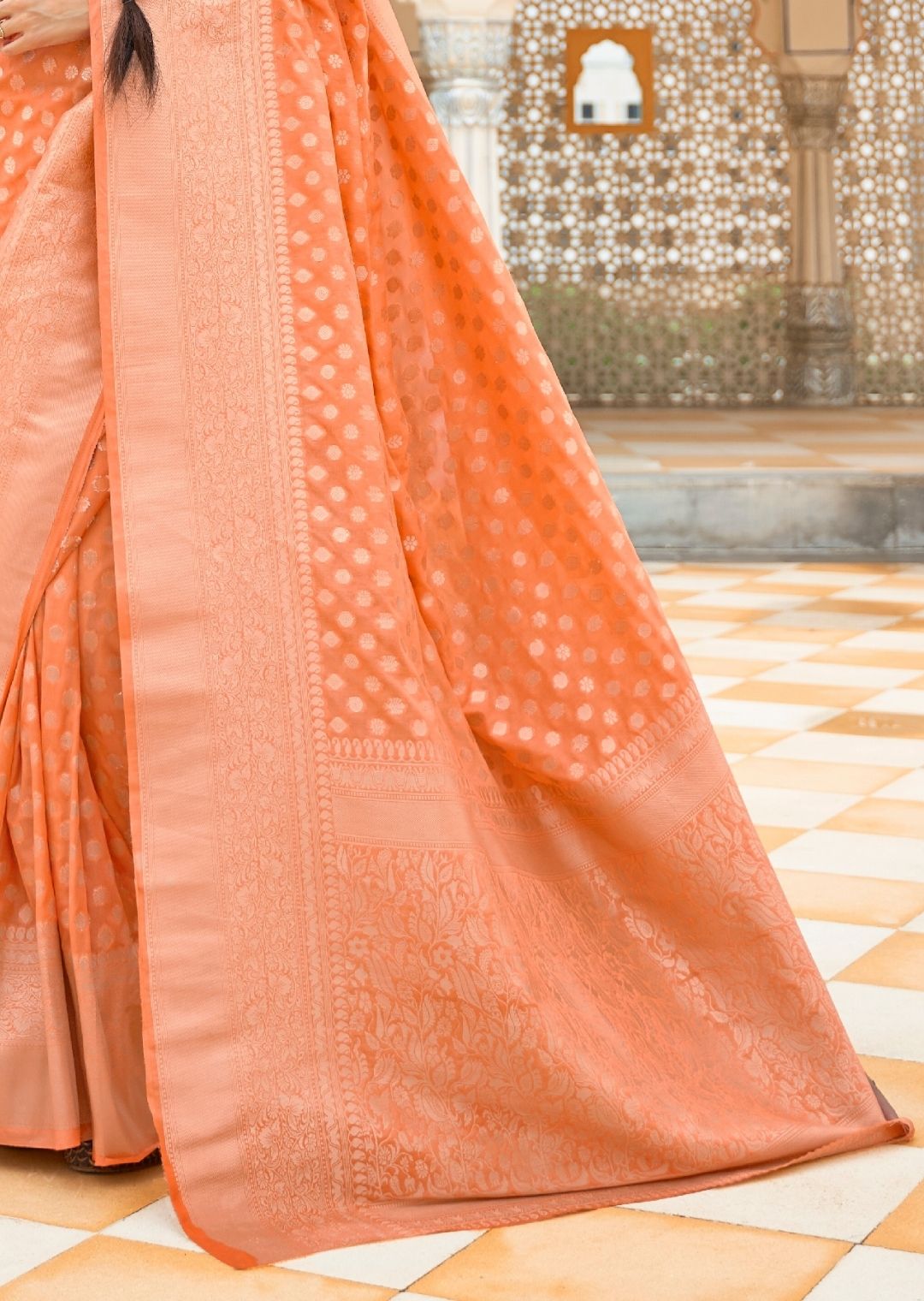 Peach Graceful Georgette Saree with Unstitched Blouse Piece