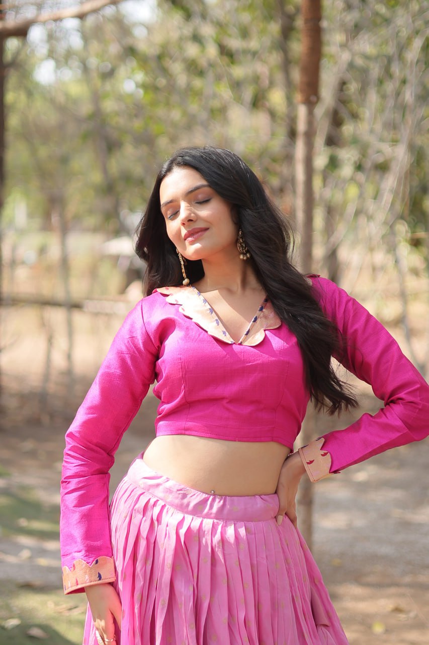 Pink Elegant Dayble Viscose Kalamkari Jari Weaving Lehenga with Designer Blouse
