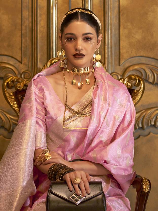 Pink Classic Banarasi Silk Blend Saree – Perfect for Weddings & Festive Occasions
