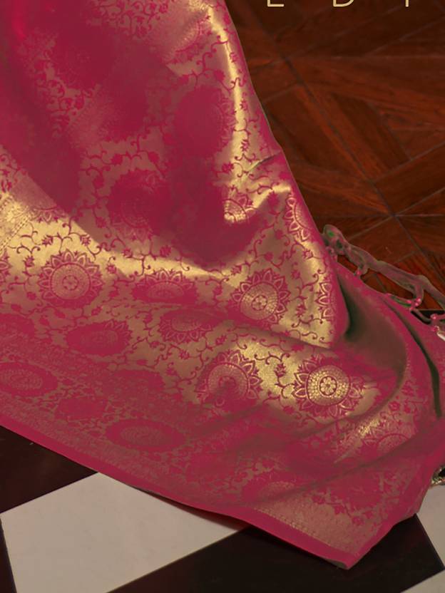 Pink Elegant Banarasi Silk Blend Saree with Unstitched Blouse Piece