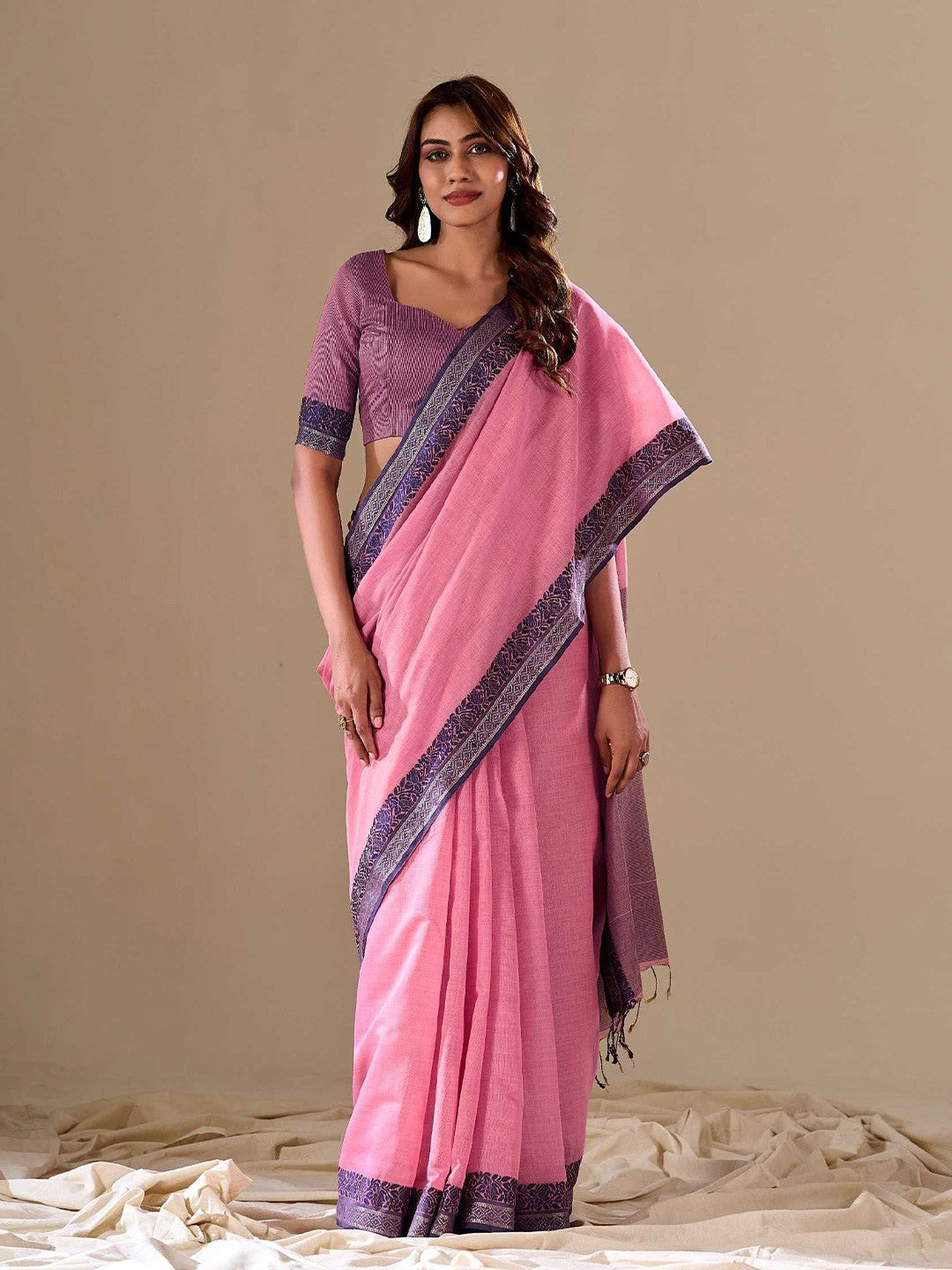 Pink Elegant Banarasi Silk Blend Saree with Zari Woven Border