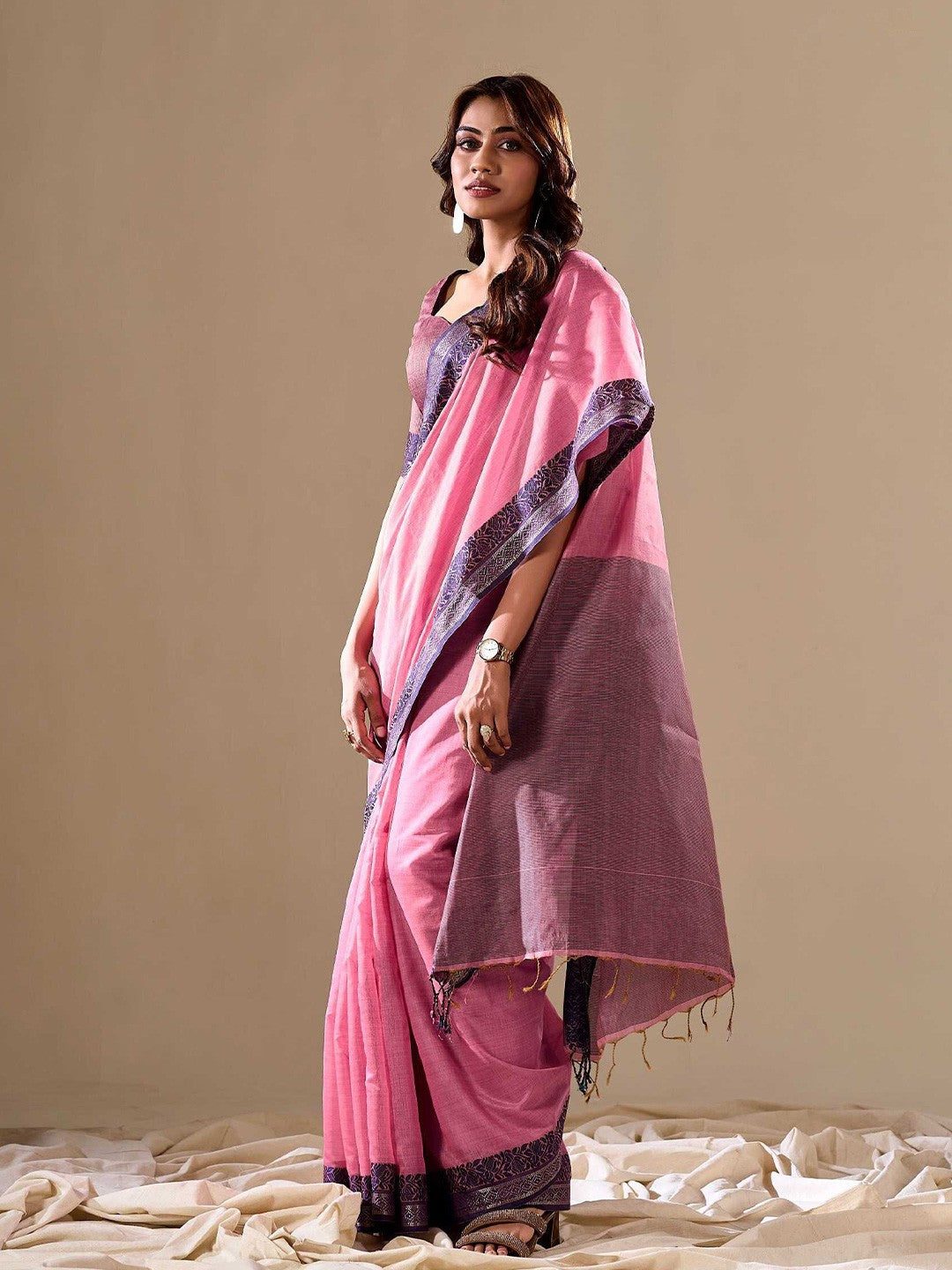 Pink Elegant Banarasi Silk Blend Saree with Zari Woven Border