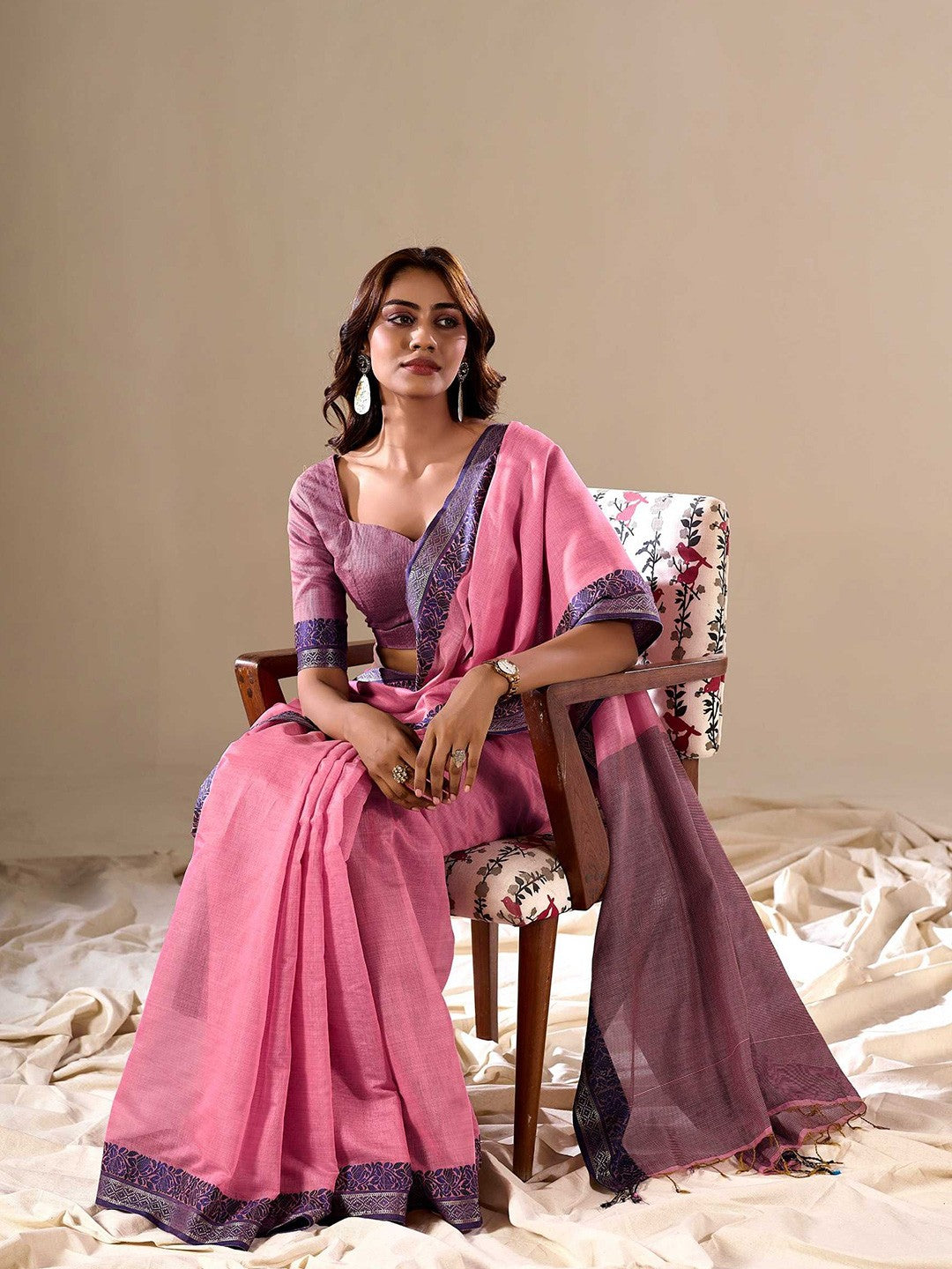 Pink Elegant Banarasi Silk Blend Saree with Zari Woven Border