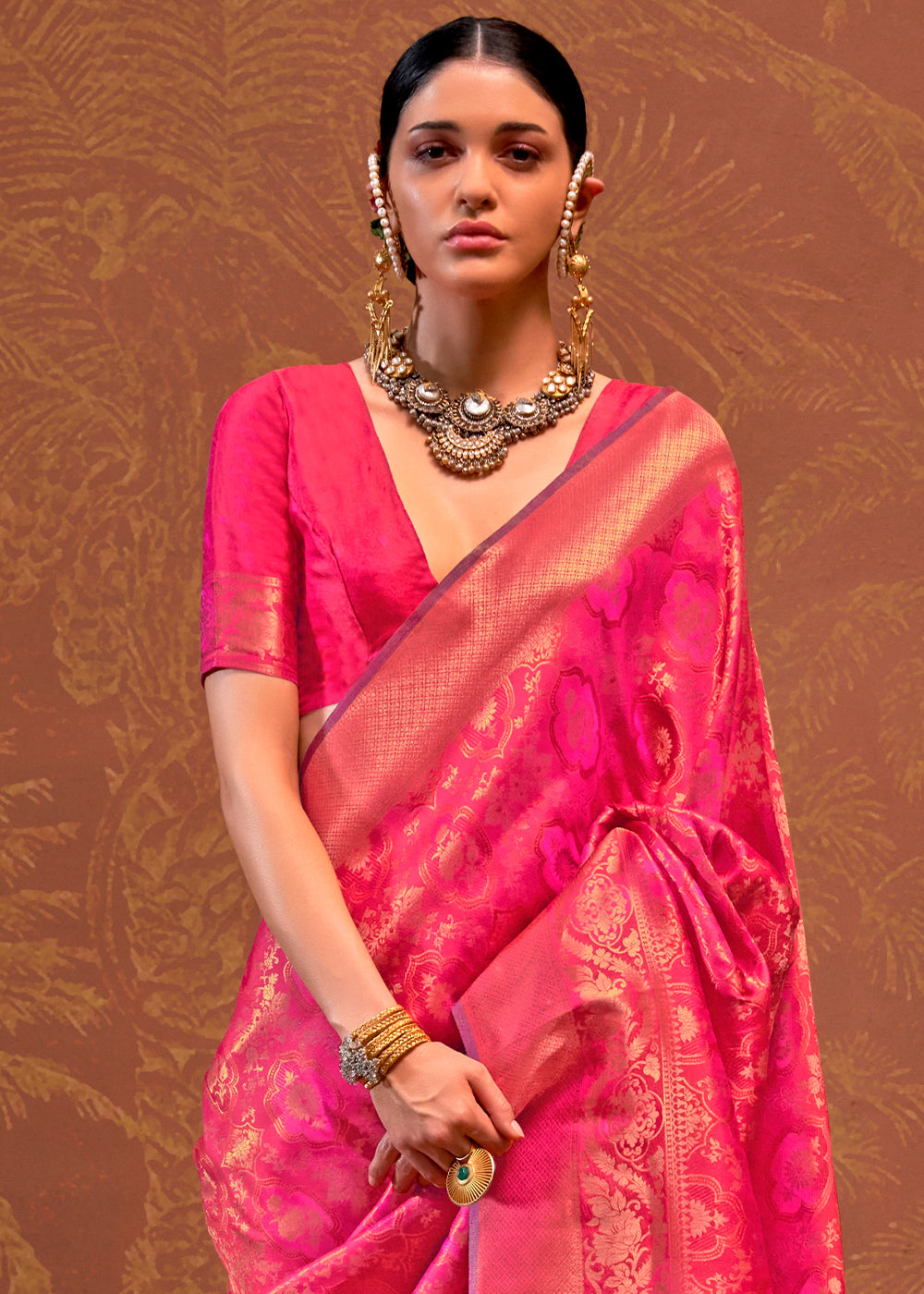 Pink Elegant Blended Silk Banarasi Saree with Blouse Piece – Timeless Traditional Charm