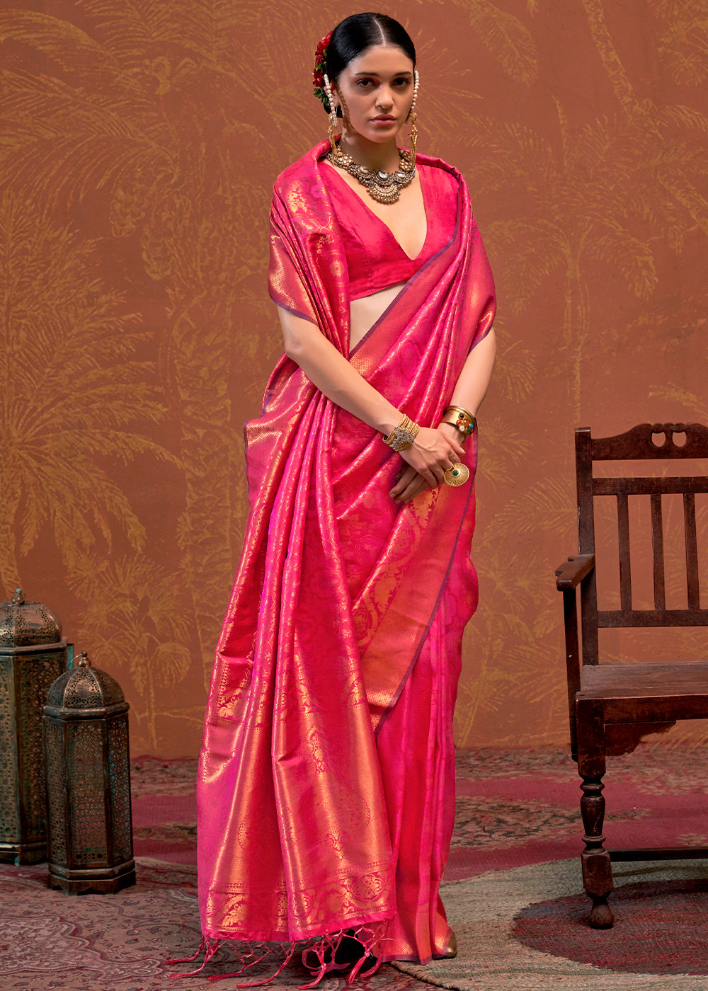 Pink Elegant Blended Silk Banarasi Saree with Blouse Piece – Timeless Traditional Charm