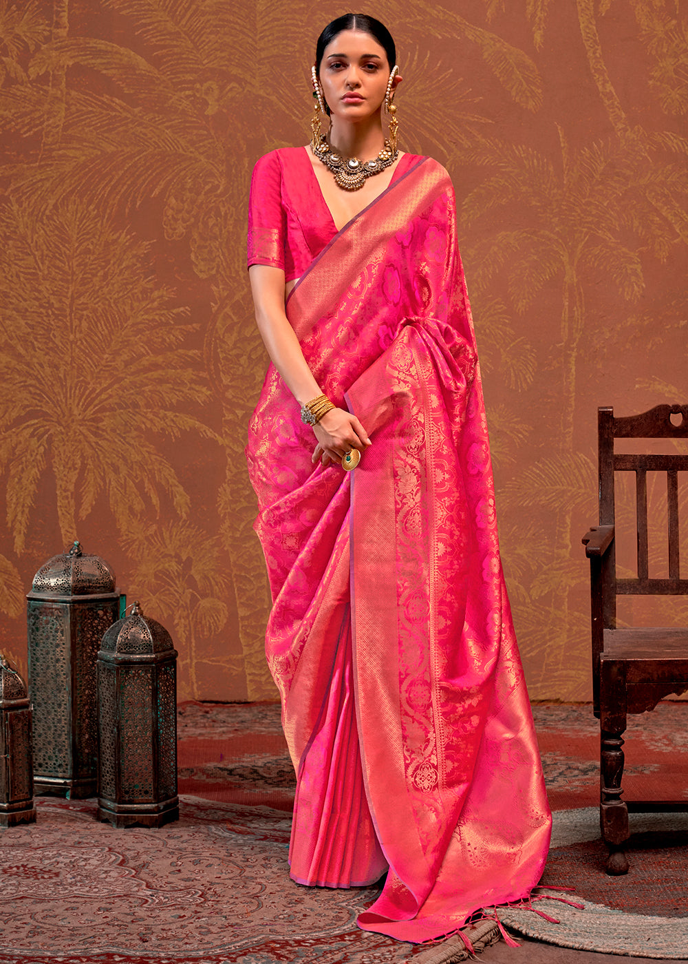 Pink Elegant Blended Silk Banarasi Saree with Blouse Piece – Timeless Traditional Charm