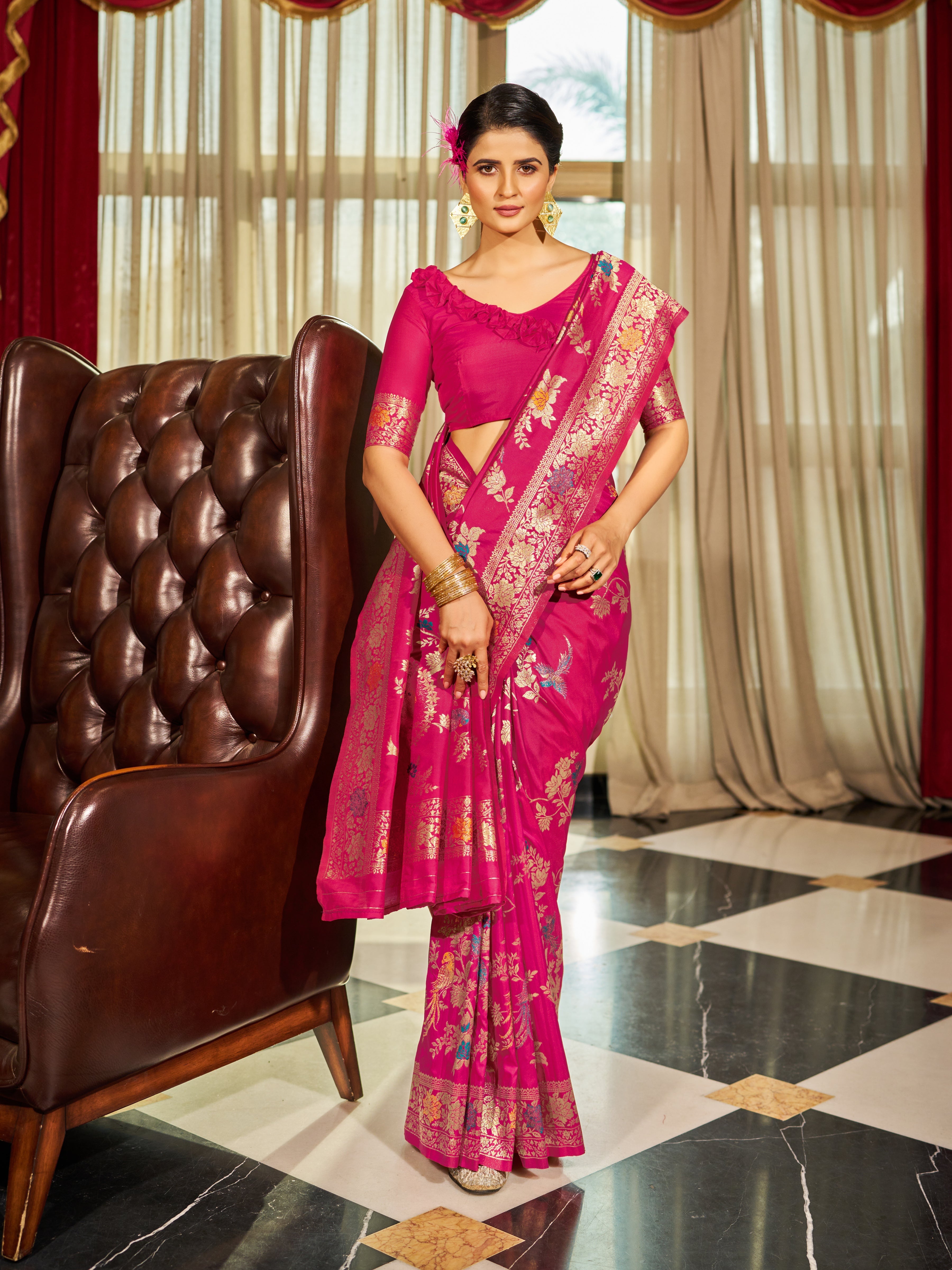 Pink Elegant Women's Pure Soft Banarasi Silk Paithani Saree with Intricate Zari Weaving