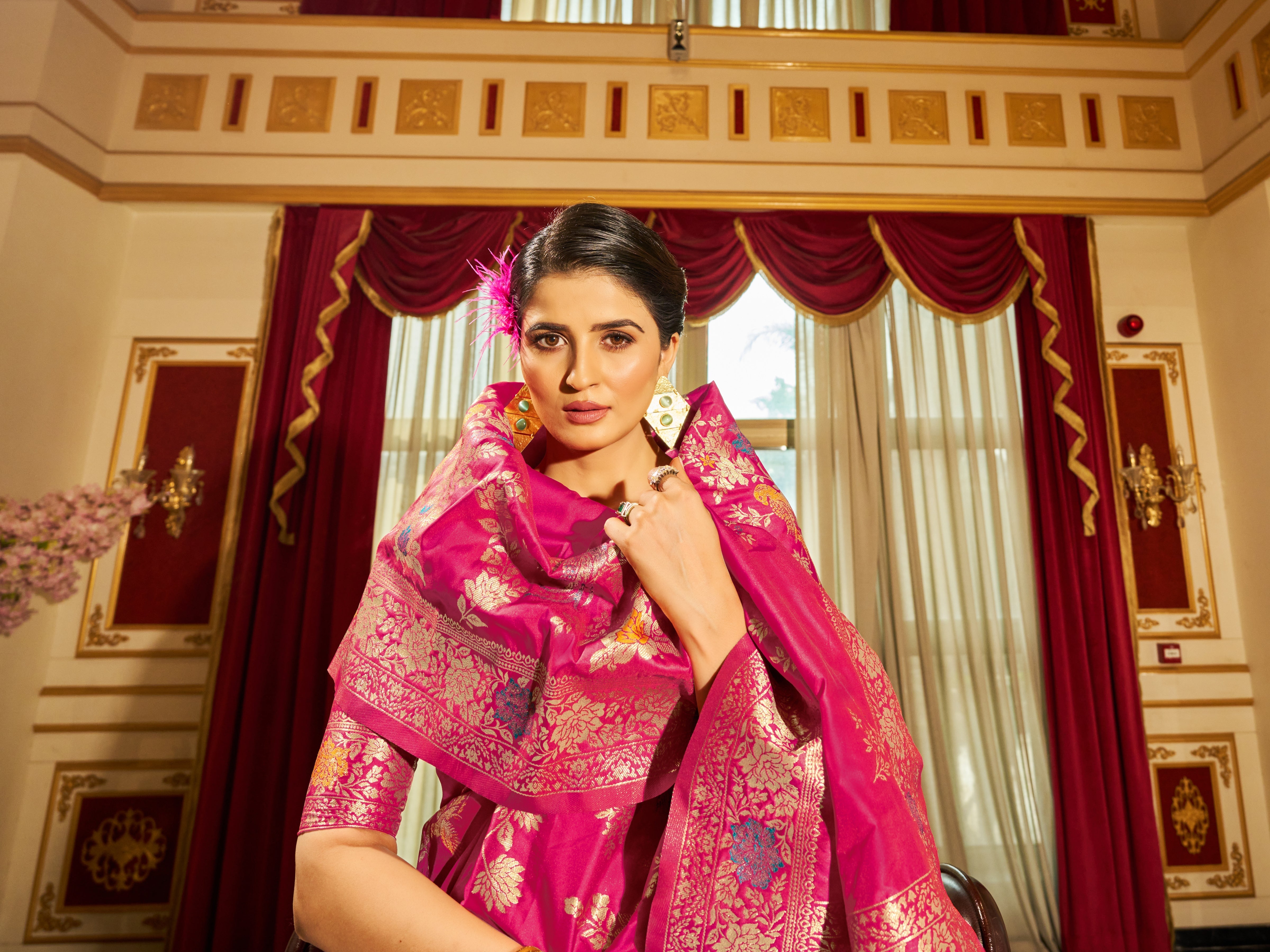 Pink Elegant Women's Pure Soft Banarasi Silk Paithani Saree with Intricate Zari Weaving