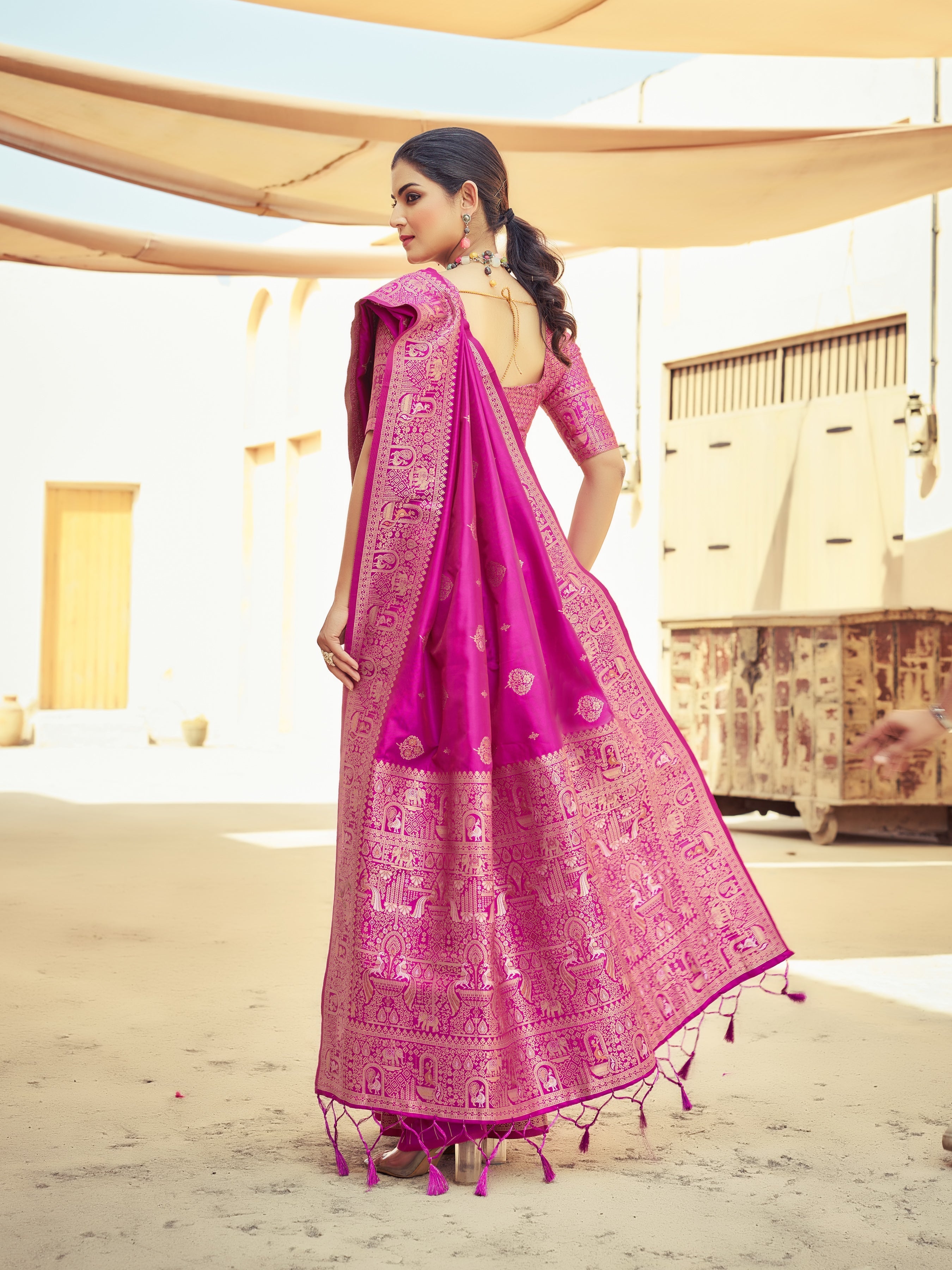 Pink Elegant Zari Woven Cotton Slub Saree with Georgette Blouse