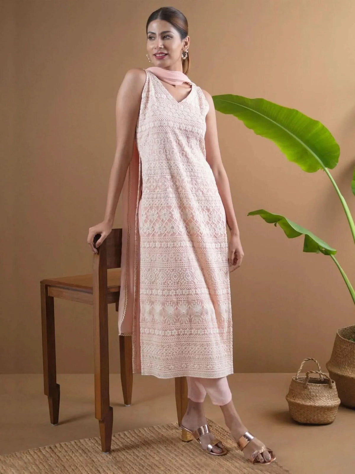 Anouk Pink Embroidered Georgette Straight Kurta With Dupatta