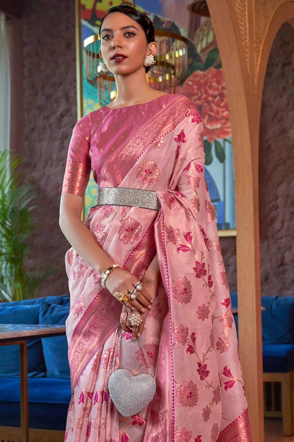 Pink Graceful & Gold-Toned Banarasi Silk Blend Saree with Zari Woven Border