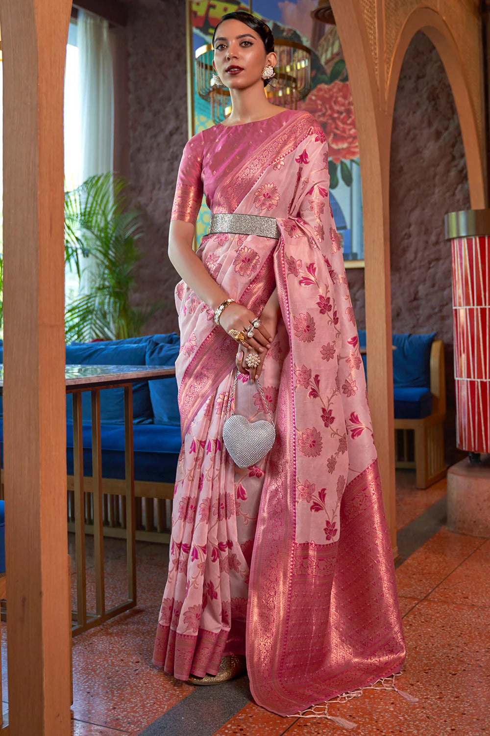 Pink Graceful & Gold-Toned Banarasi Silk Blend Saree with Zari Woven Border