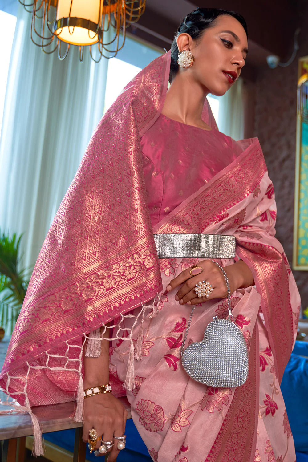 Pink Graceful & Gold-Toned Banarasi Silk Blend Saree with Zari Woven Border