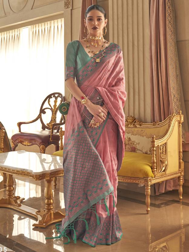 Pink Graceful Woven Banarasi Silk Blend Saree with Tassel Detailing