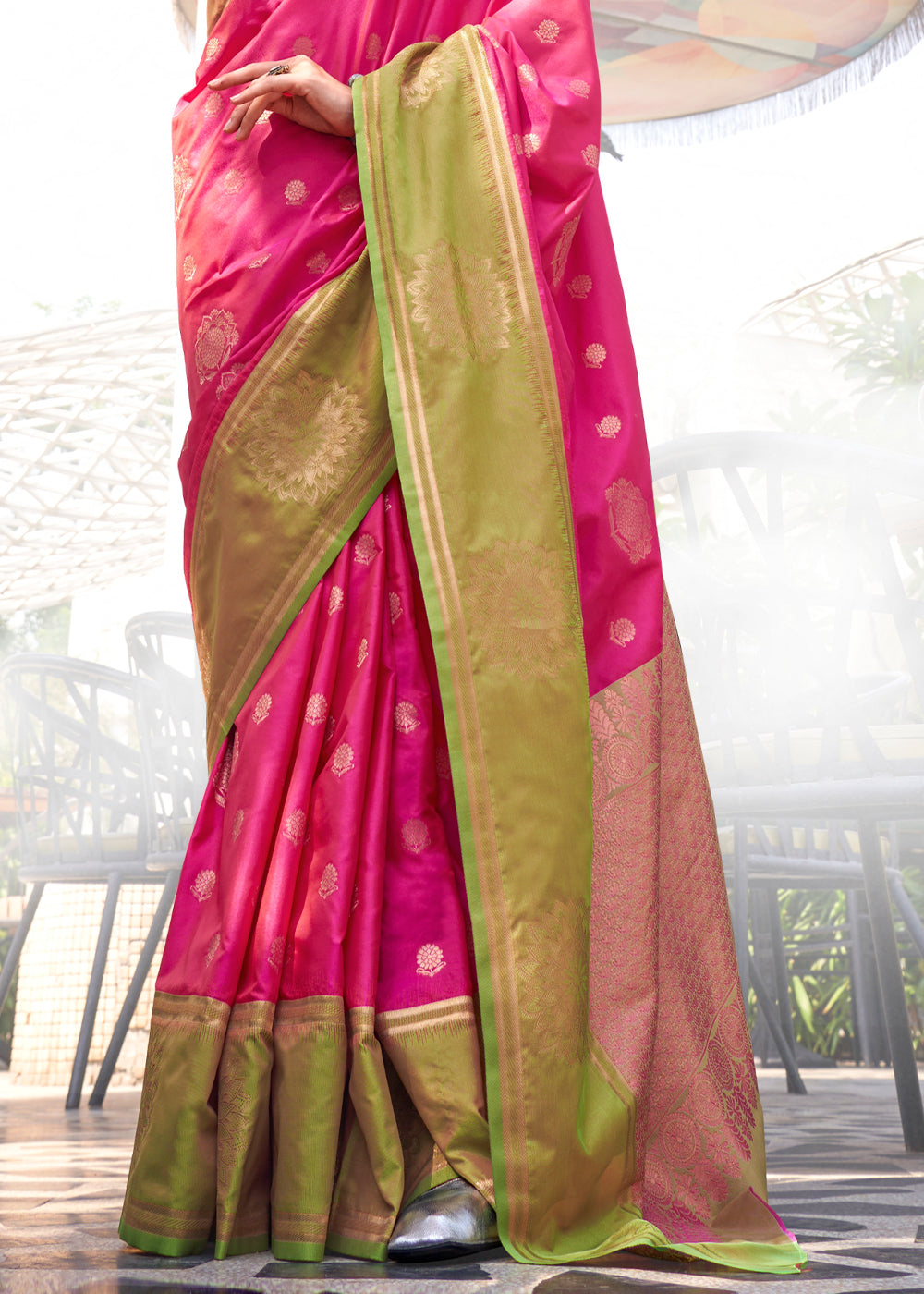 Pink Regal Banarasi Silk Saree – Vintage Elegance with Intricate Detailing