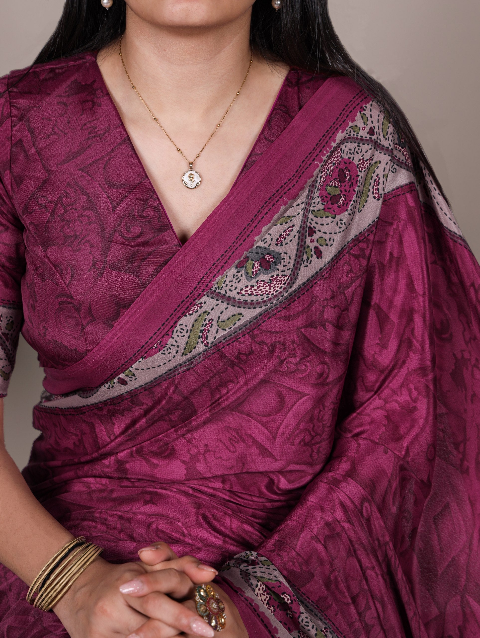 Pink Stylish Printed Crepe Saree with Matching Blouse Piece