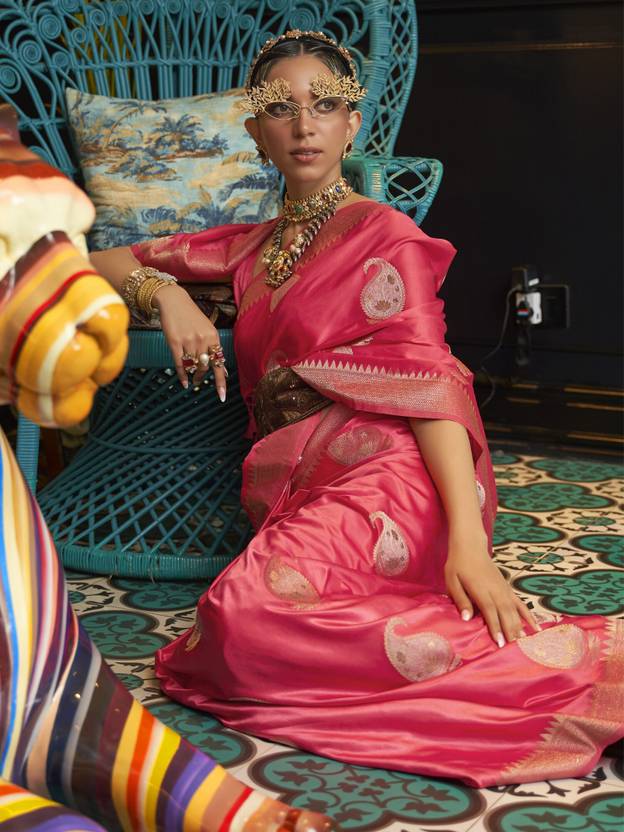 Pink Traditional Baluchari Silk Blend Saree with Unstitched Blouse Piece