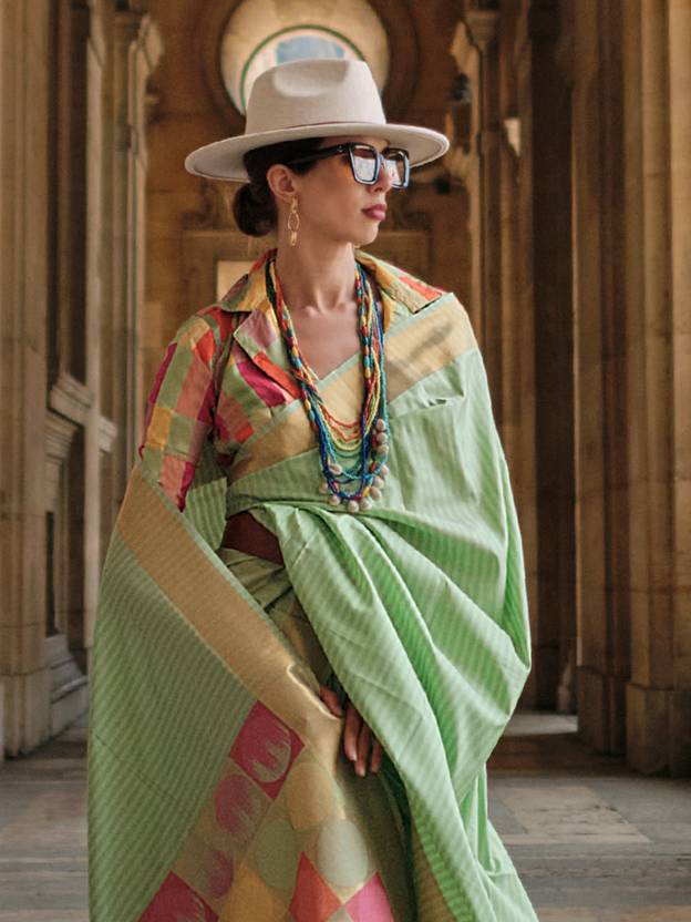Pista Elegant Banarasi Silk Blend Saree with Tassel Detailing – Unstitched Blouse Piece