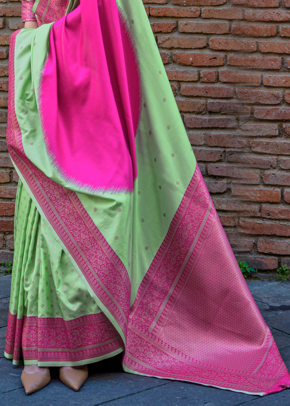 Pista & Pink Regal Banarasi Soft Silk Saree with Intricate Timeless Design & Blouse Piece