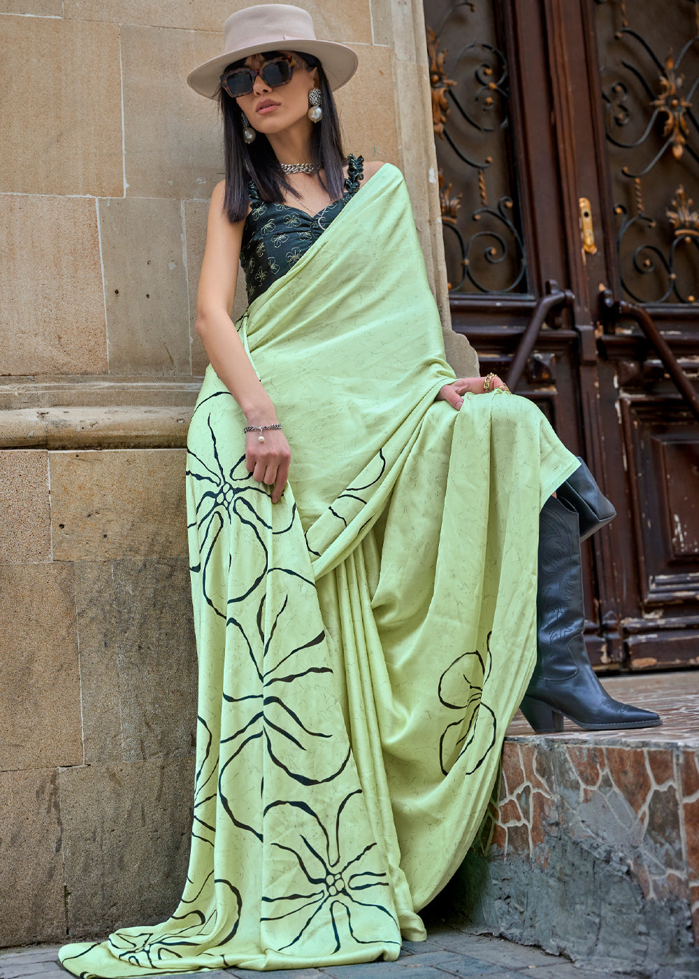 Pista Queen Digital Printed Satin Crepe Saree with Blouse Piece – Festive & Partywear