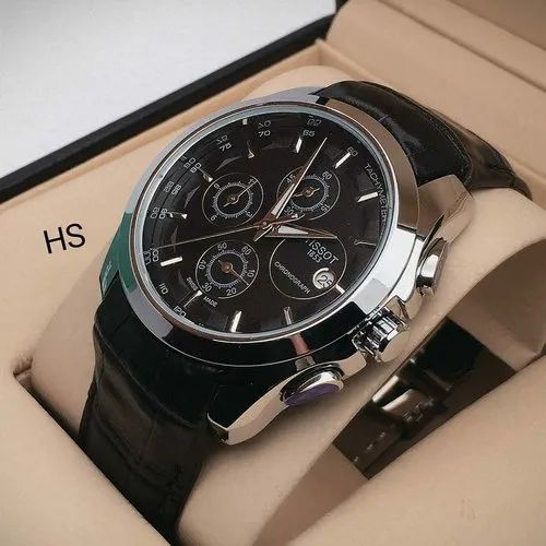 Everyday Wear Couturier Watch With Classic Appeal