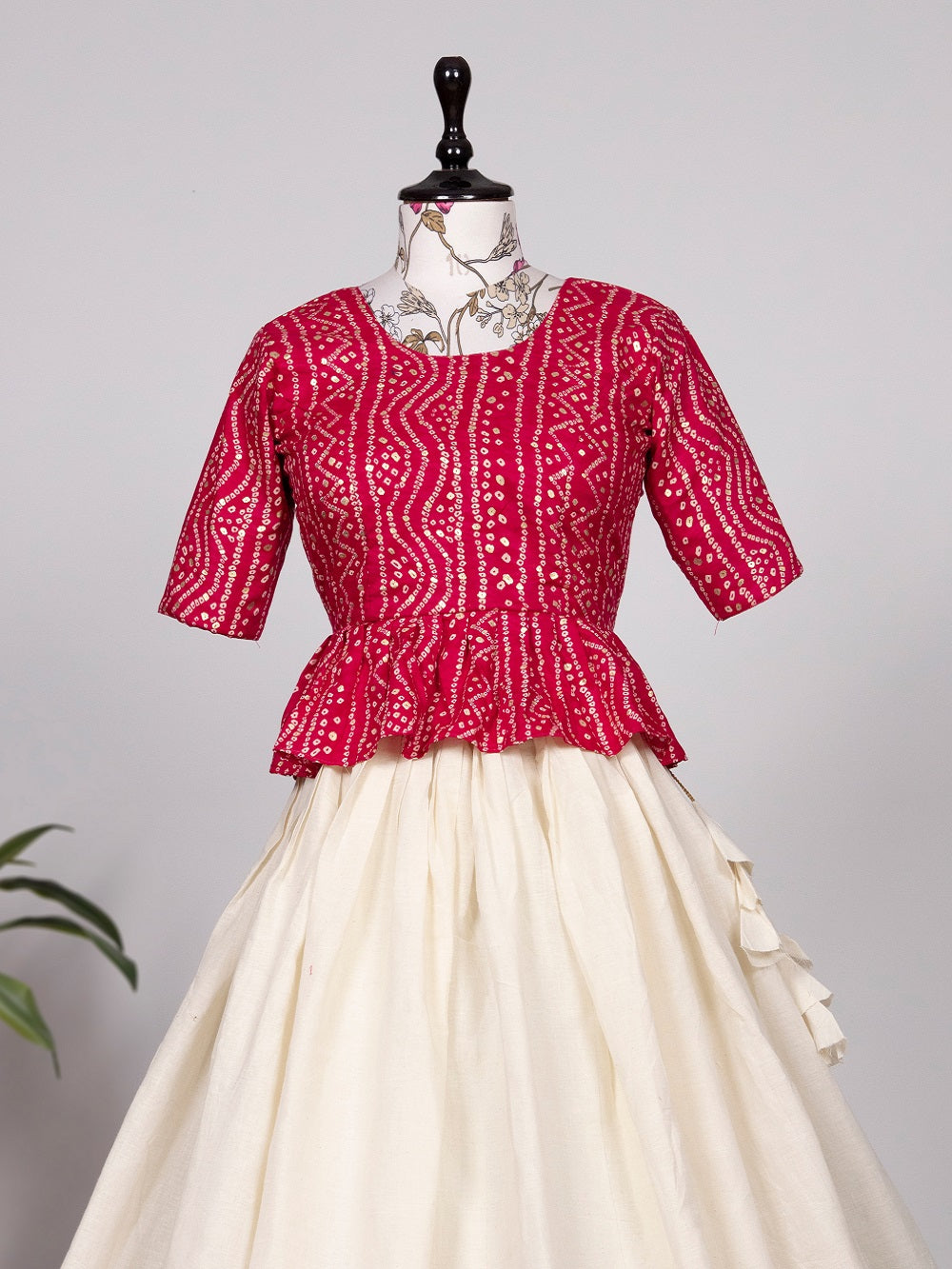 Off White Color Paper Mirror & Thread Work Pure Cotton Co-ord Set Lehenga