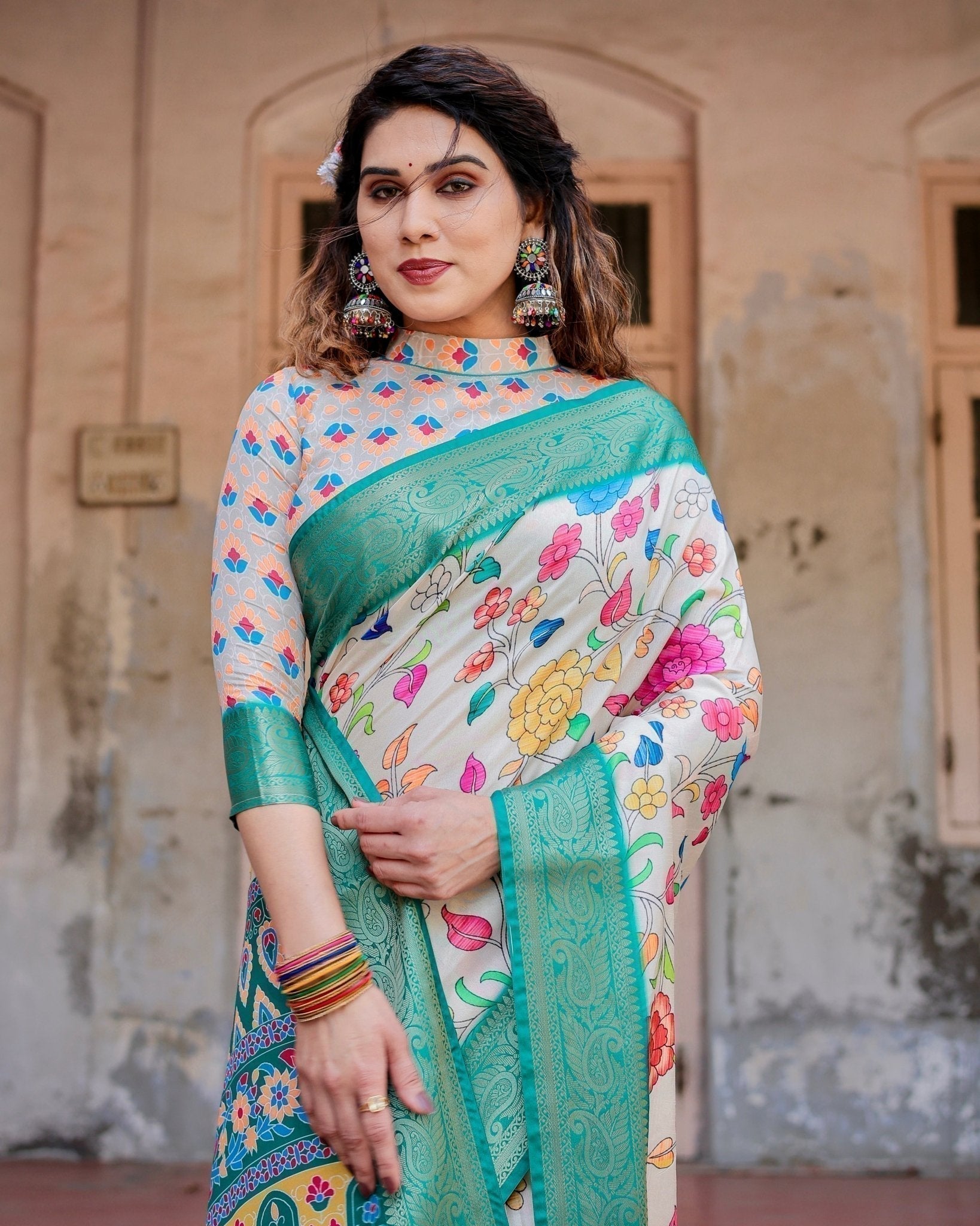 Elegant Multicolor Floral Digital Print Saree with Ornate Green Border and Artistic Pallu