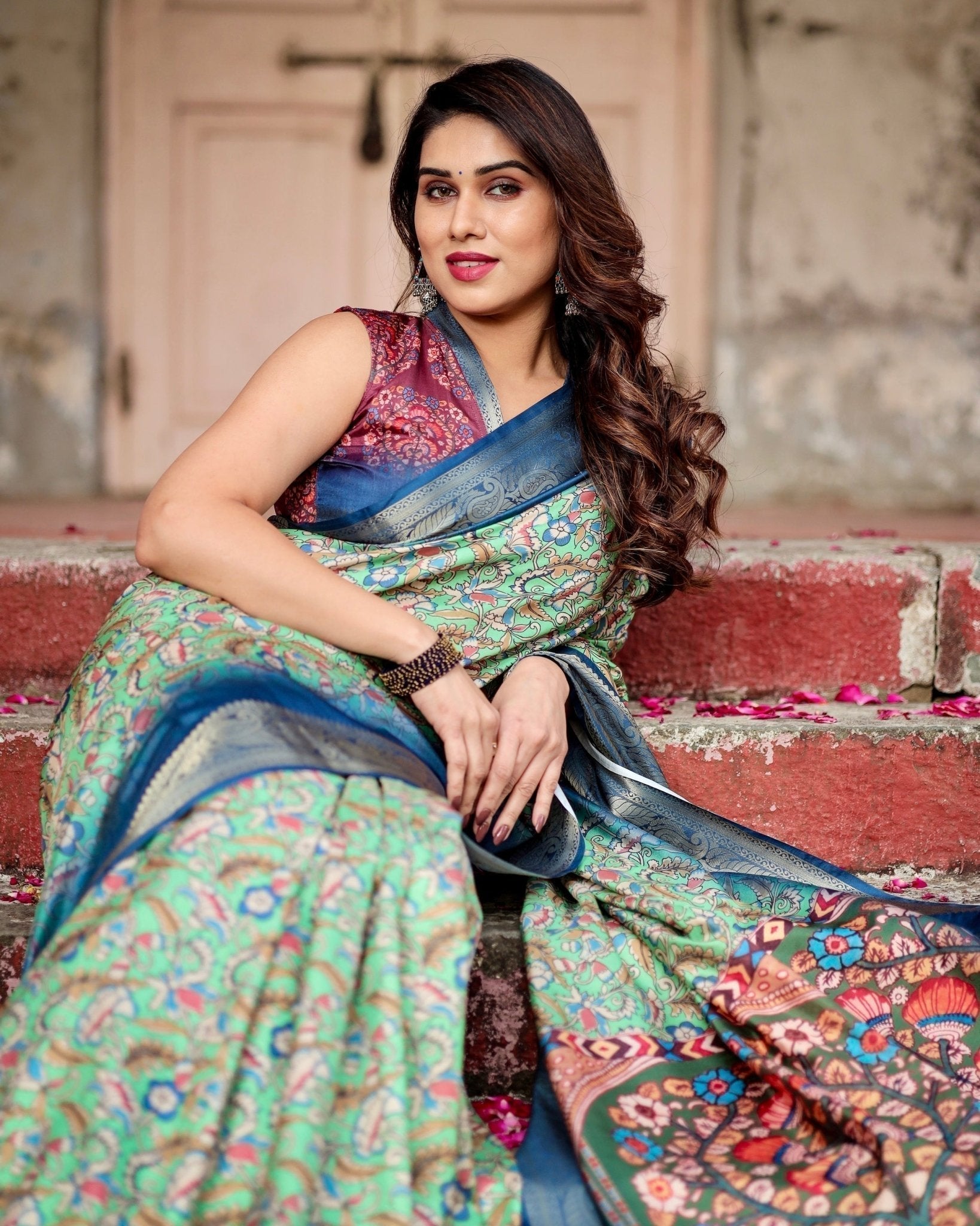 Majestic Blue and Green Digital Print Saree with Intricate Floral Motifs and Contrasting Pallu