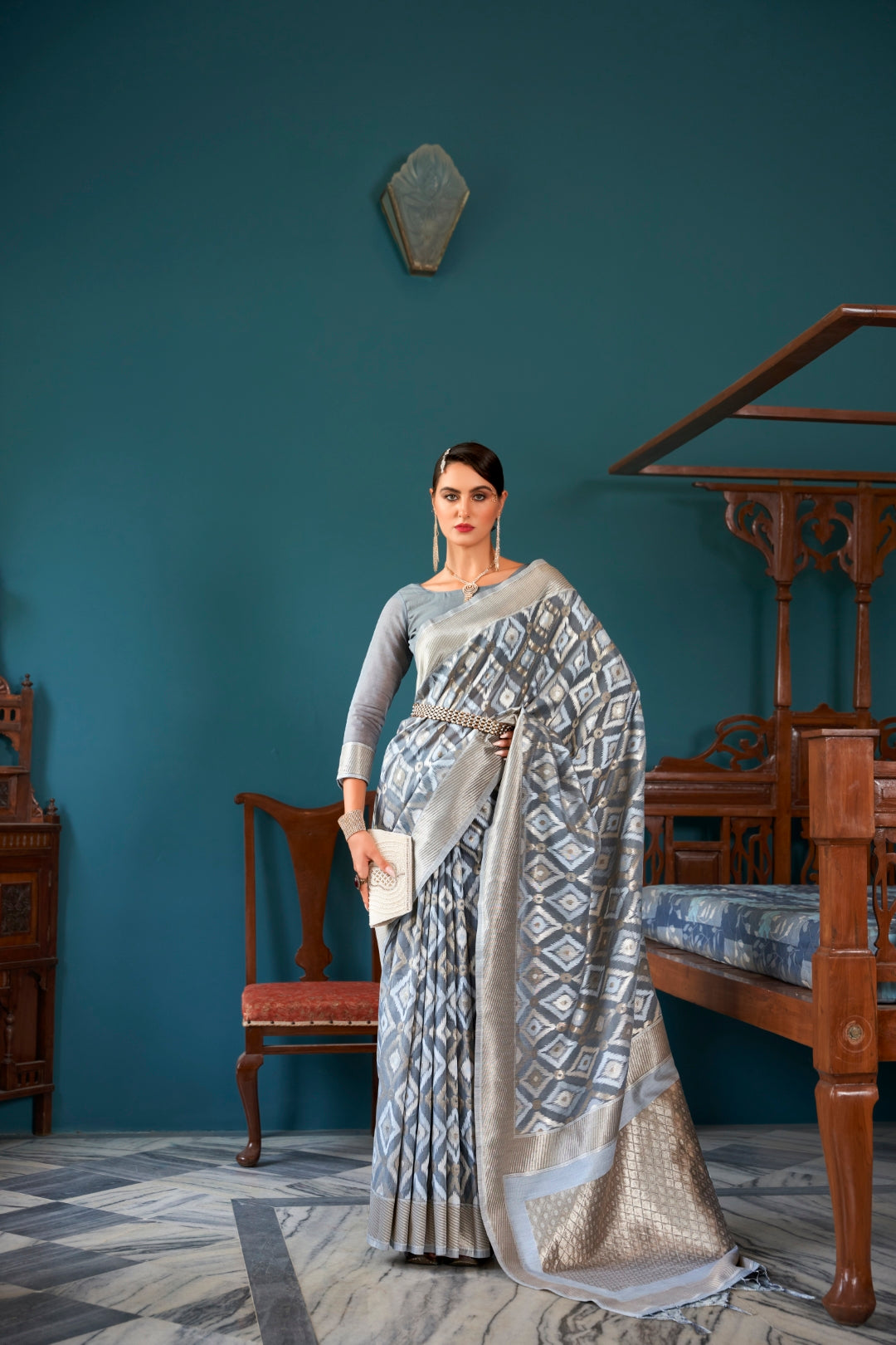 Gray Elegant Banarasi Saree with Geometric Zari Weaving
