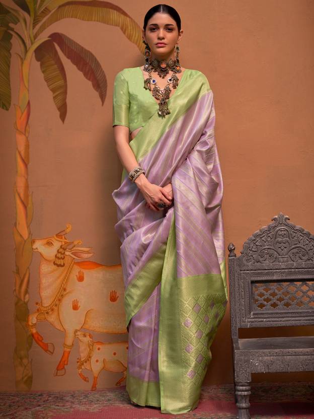 Purple Elegant Banarasi Silk Blend Saree with Unstitched Blouse