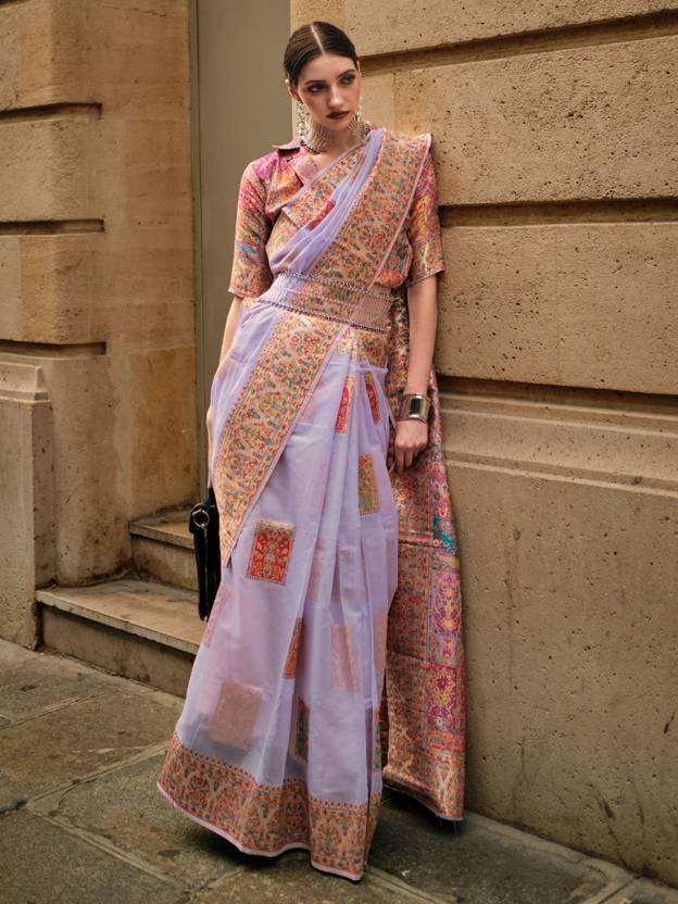 Purple Elegant Banarasi Silk Blend Woven Saree with Unstitched Blouse Piece