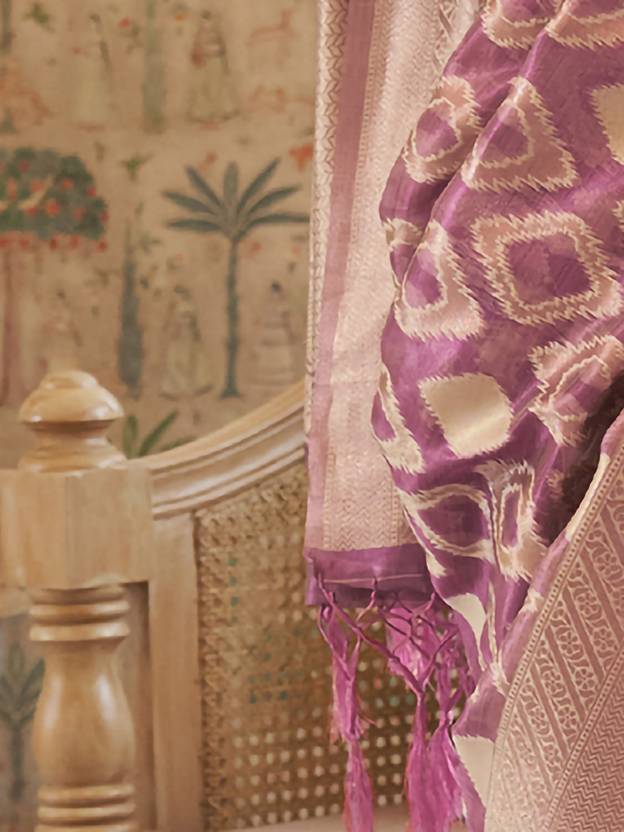 Purple Elegant Handloom Organza Woven Bollywood Saree with Unstitched Blouse Piece