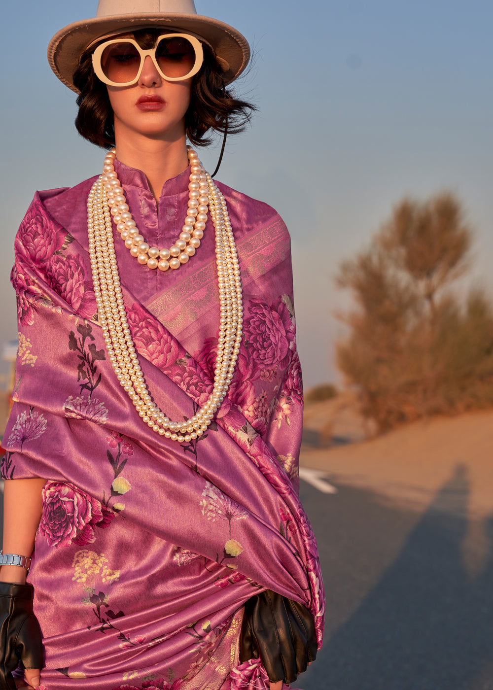 Purple Elegant Tussar Silk Blend Saree with Blouse Piece