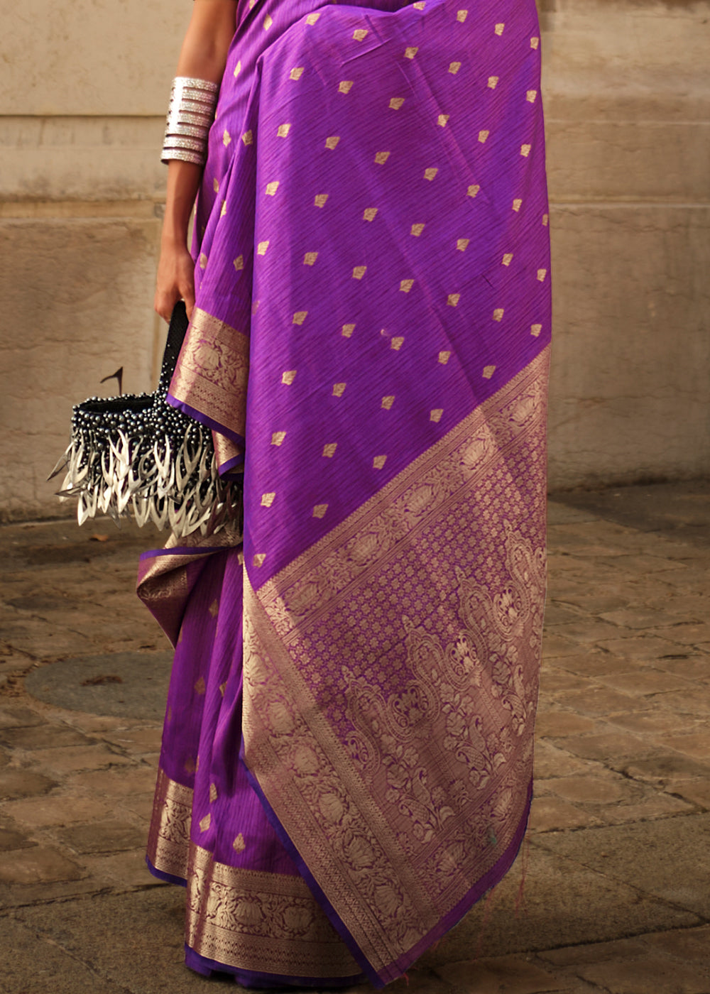 Purple Regal Banarasi Blended Silk Saree with Intricate Timeless Design & Unstitched Blouse