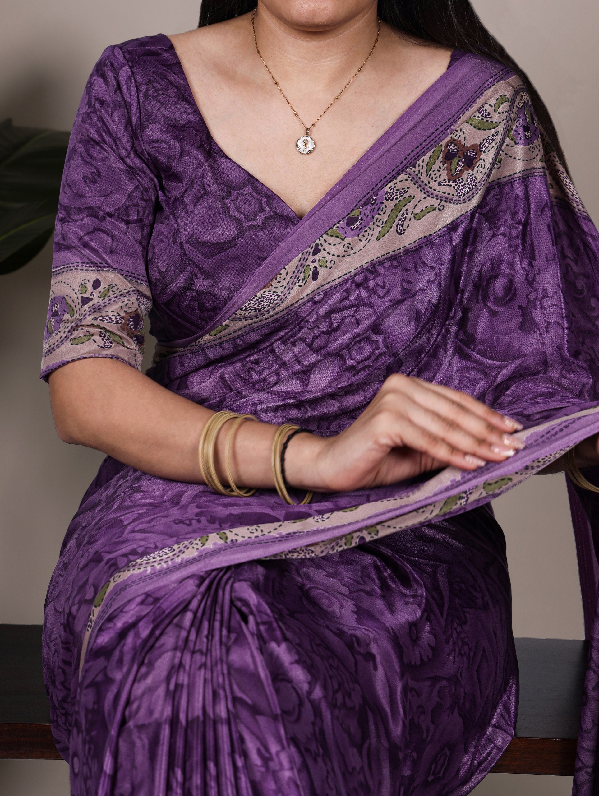 Purple Stylish Printed Crepe Saree with Matching Blouse Piece
